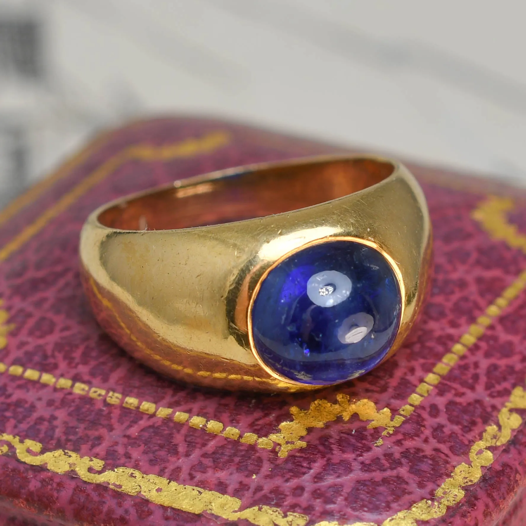 1930's French Ceylon Sapphire Cabochon Ring