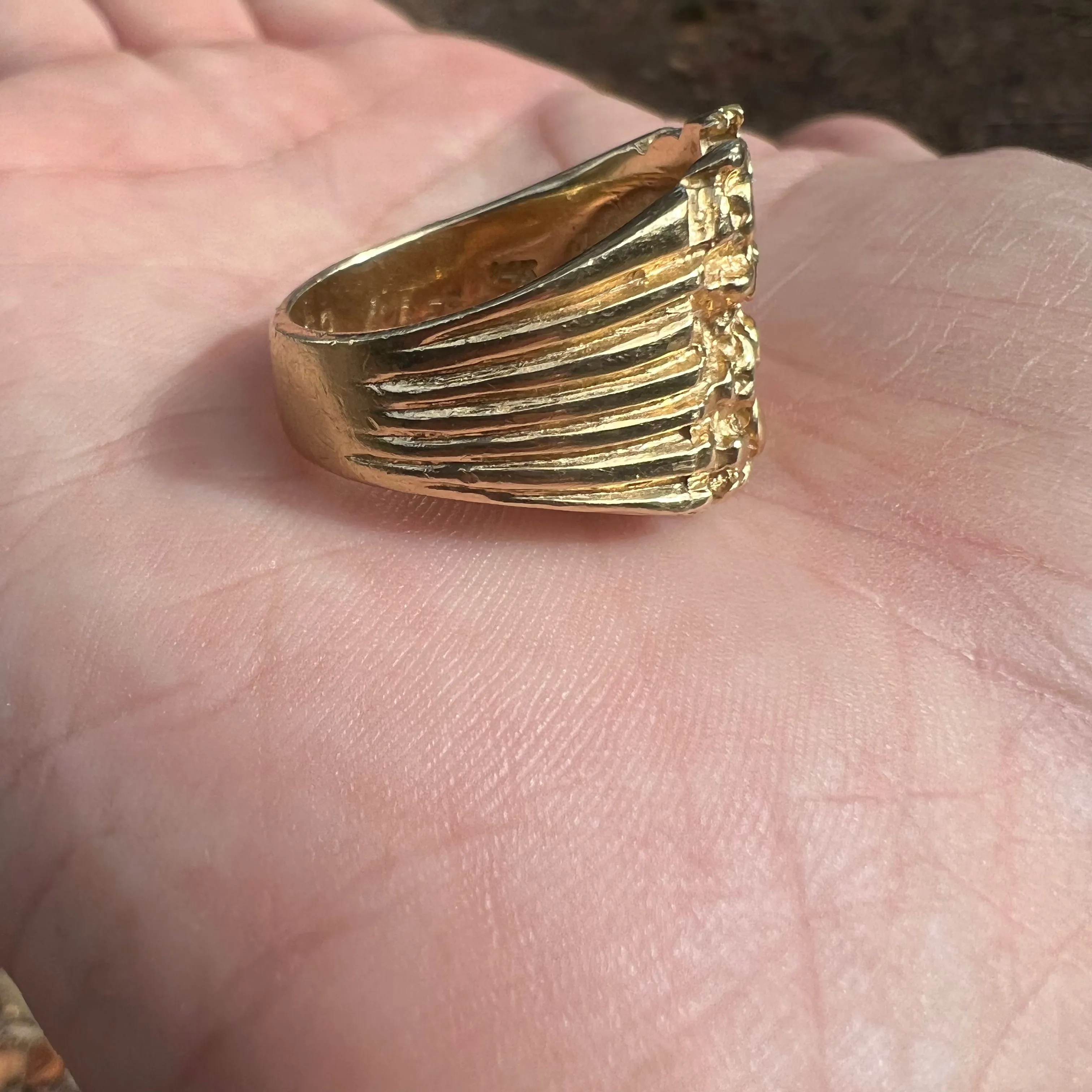 1988 Solid 14k Yellow Gold “Low Profile” Nugget Ring (9.5)