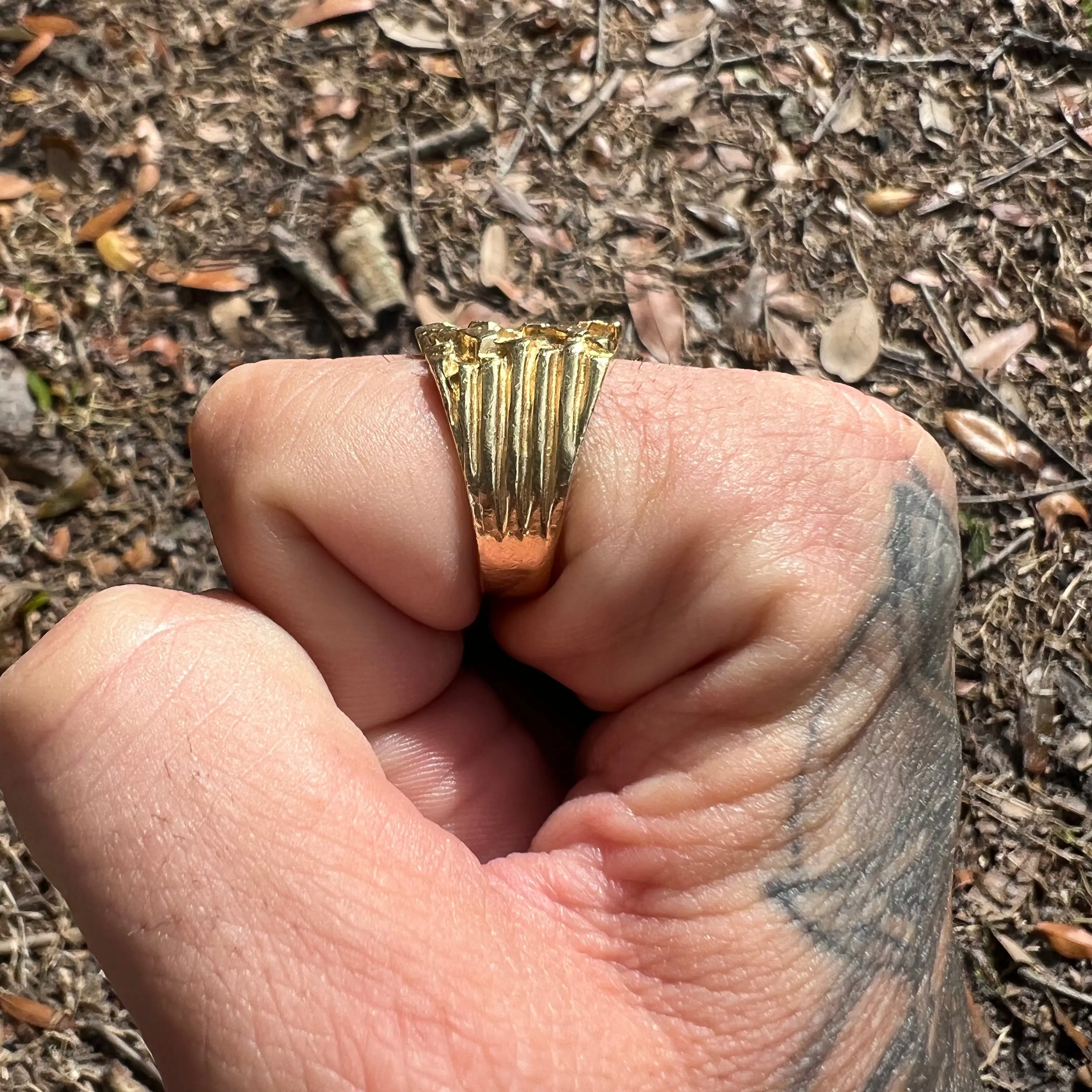 1988 Solid 14k Yellow Gold “Low Profile” Nugget Ring (9.5)