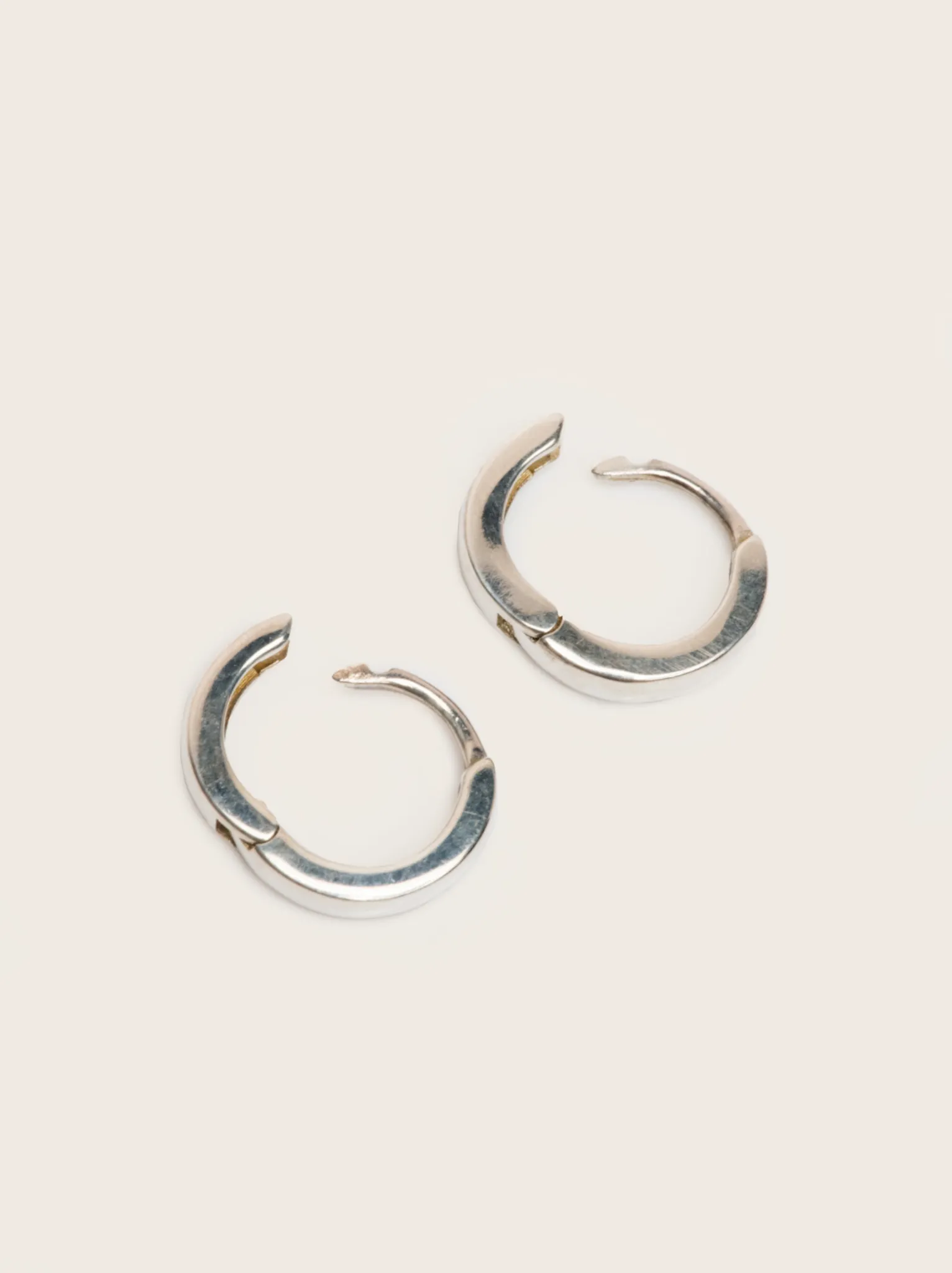 24/7 Hinge Hoops