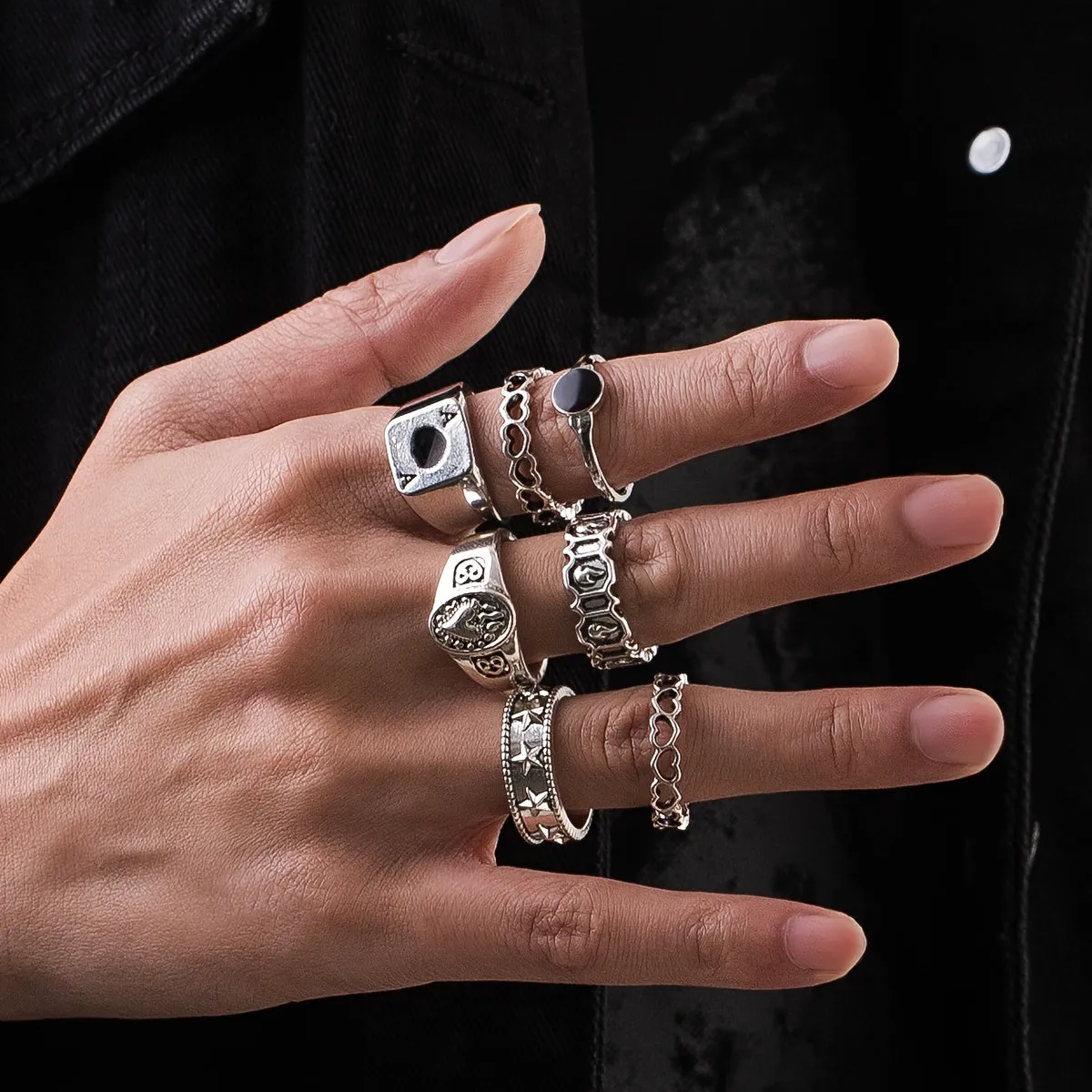 7-Piece Retro Hollow Love Element Charm Set Rings for Men