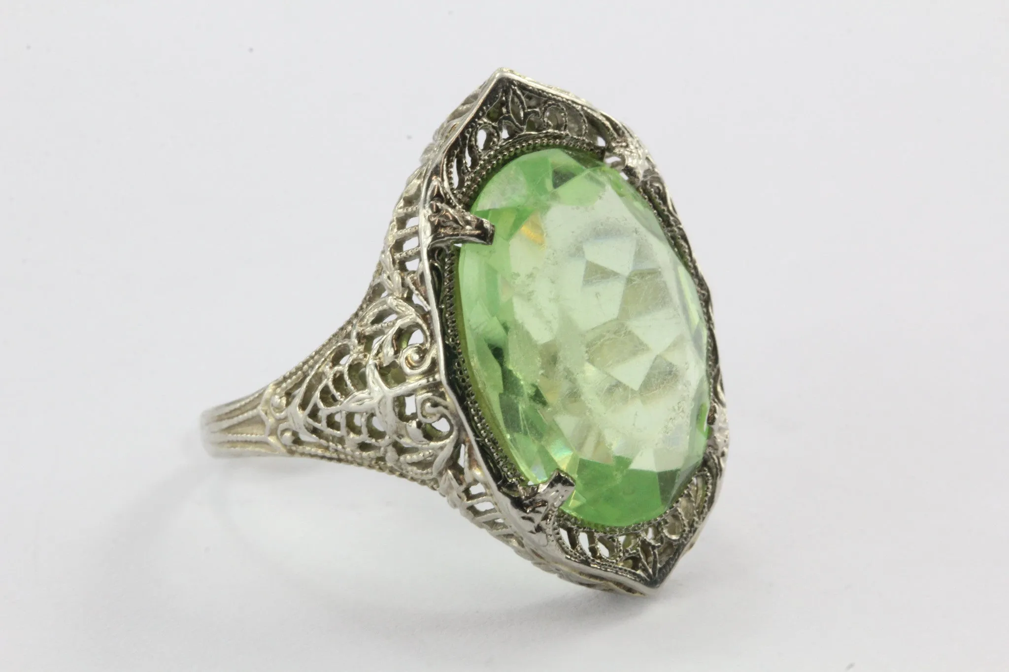 Antique 10K White Gold Green Stone Edwardian Chunky Ring