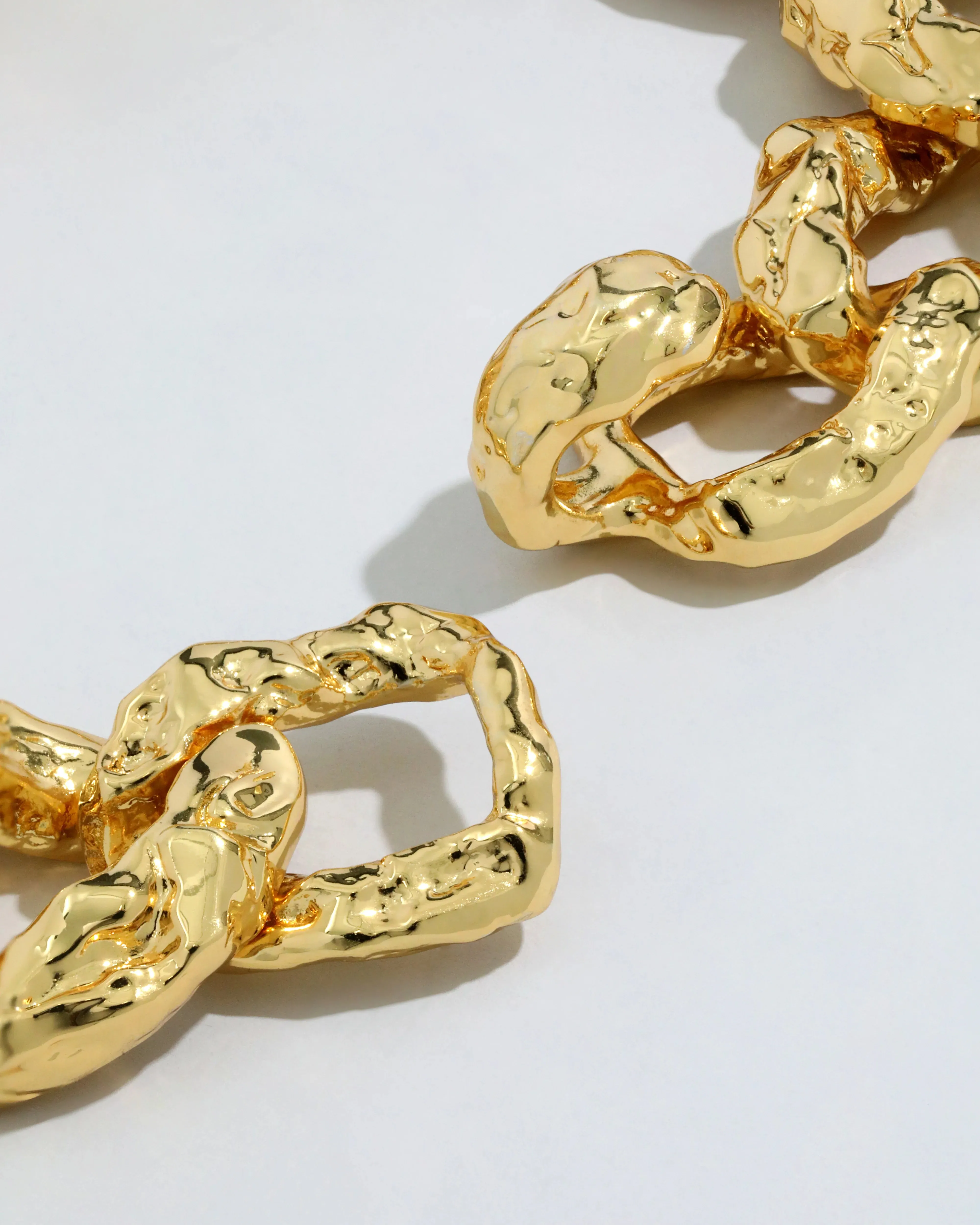 BRUT GOLD CURB LINK NECKLACE
