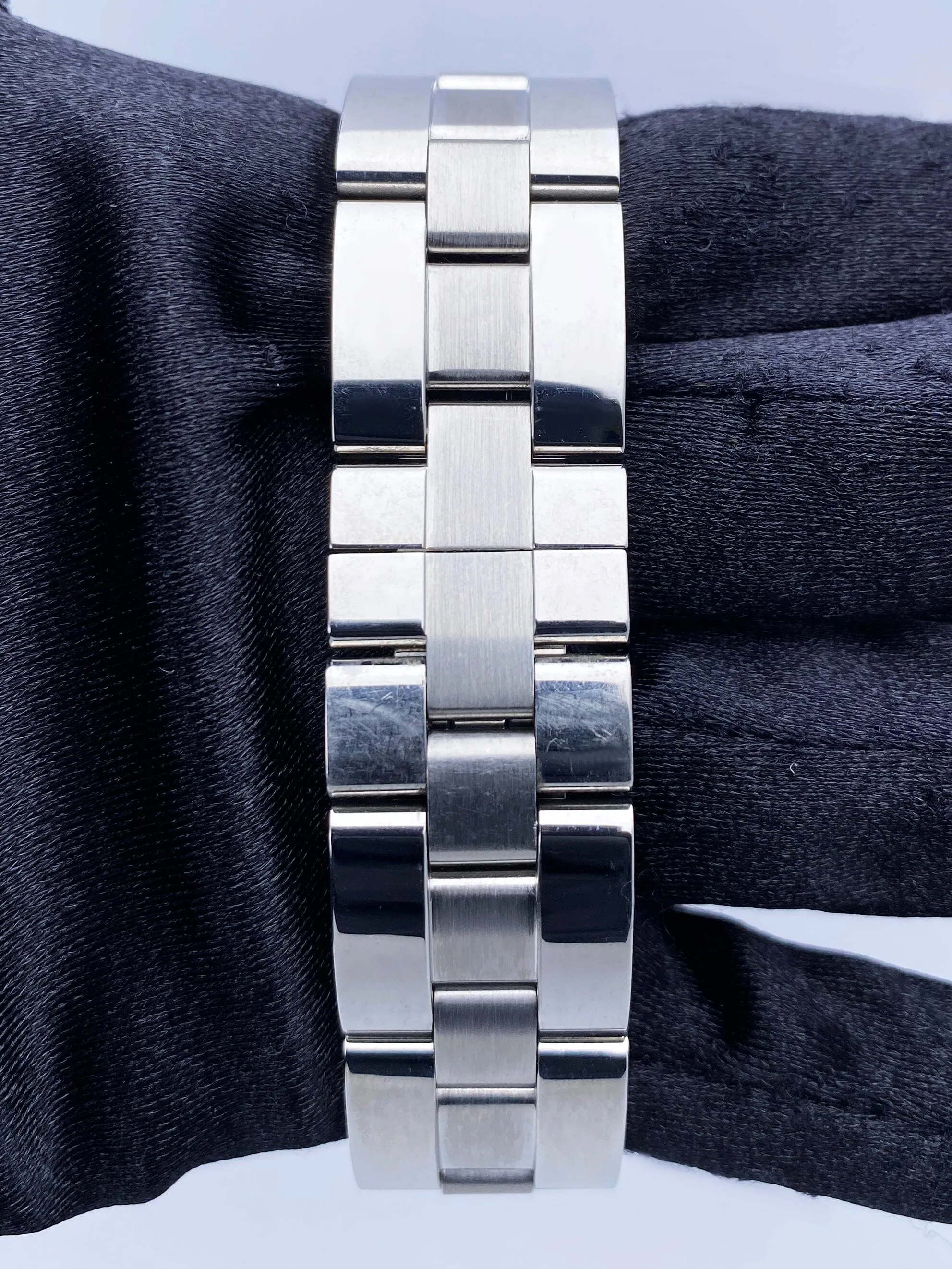 Cartier Roadster W62025V3 Blue Enamel Dial Steel Mens Watch
