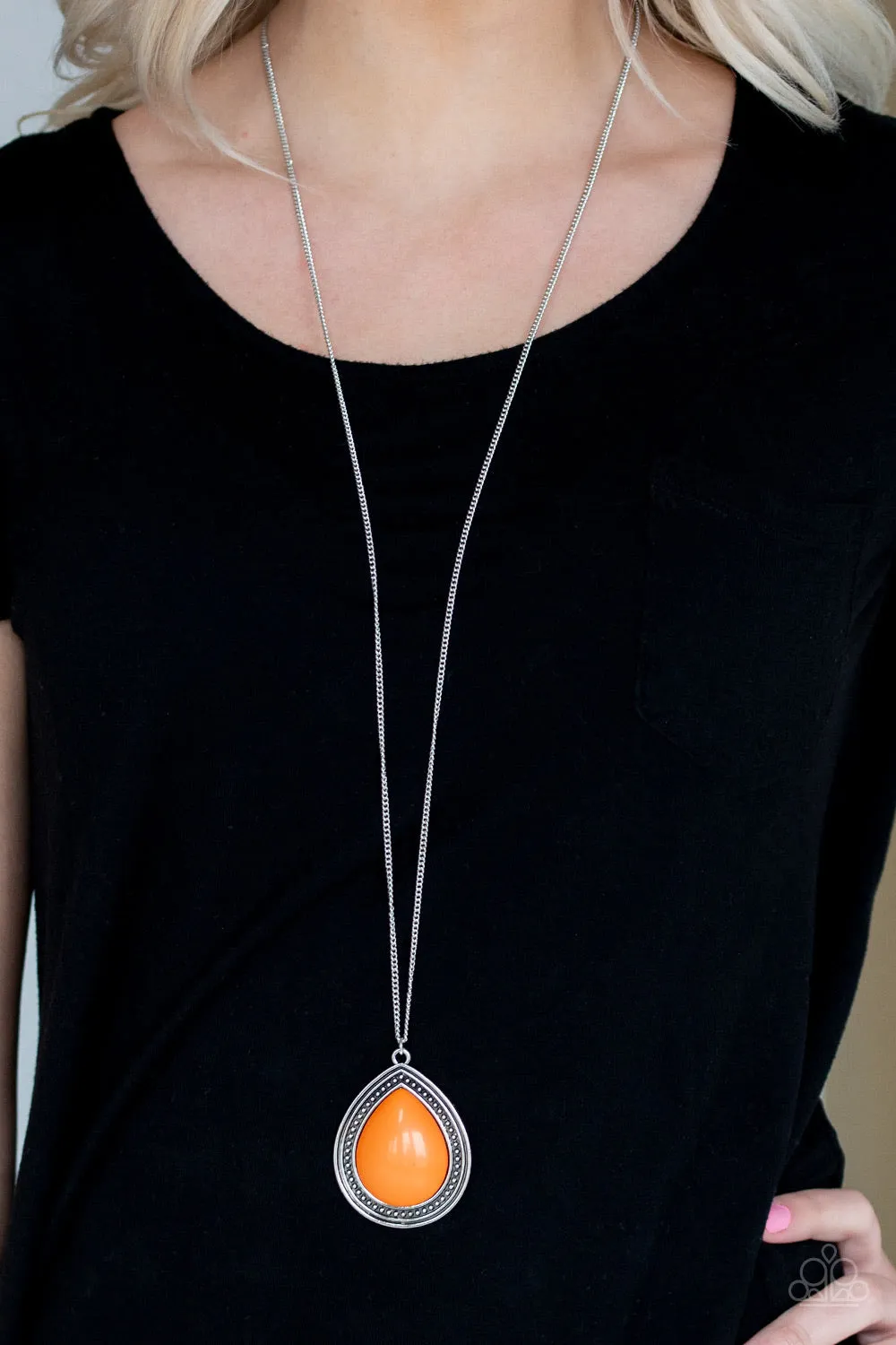 Chroma Courageous – Orange