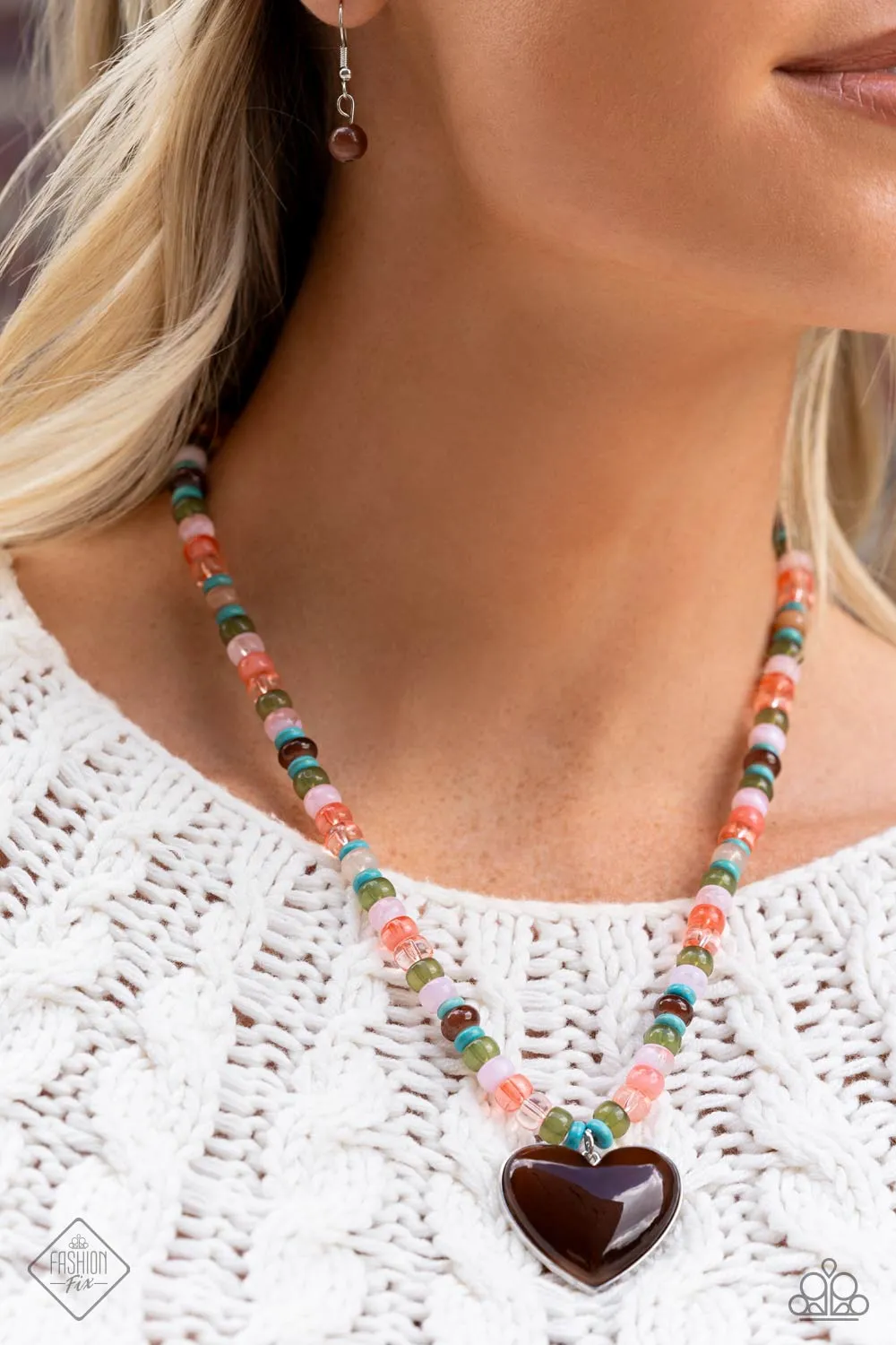 Desertscape Delight - Brown - Cat's Eye Stone Heart Colored Bead Paparazzi Short Necklace - December 2023 Simply Santa Fe