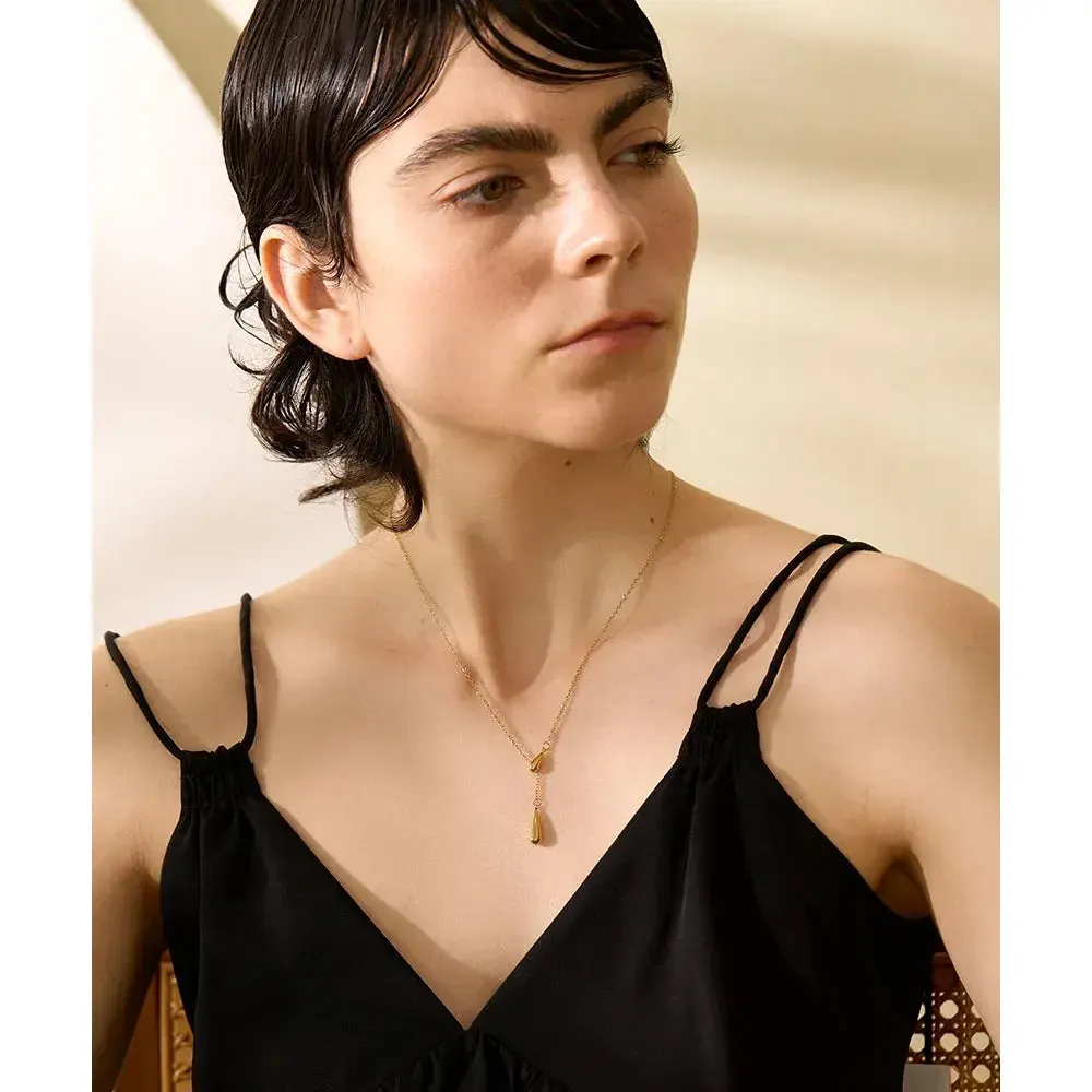 Drop Cast Pendant Necklace