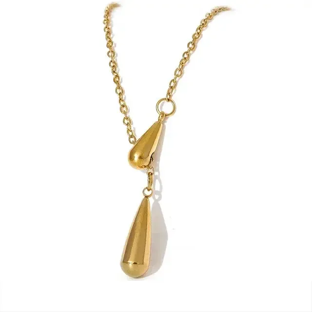Drop Cast Pendant Necklace