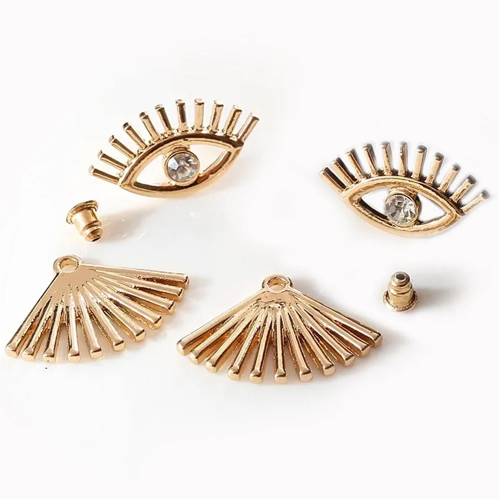 Eyeconic Earrings