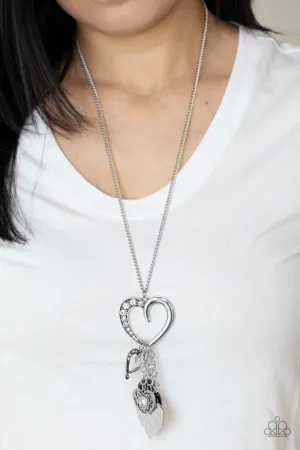 Flirty Fashionista Black Paparazzi Necklace