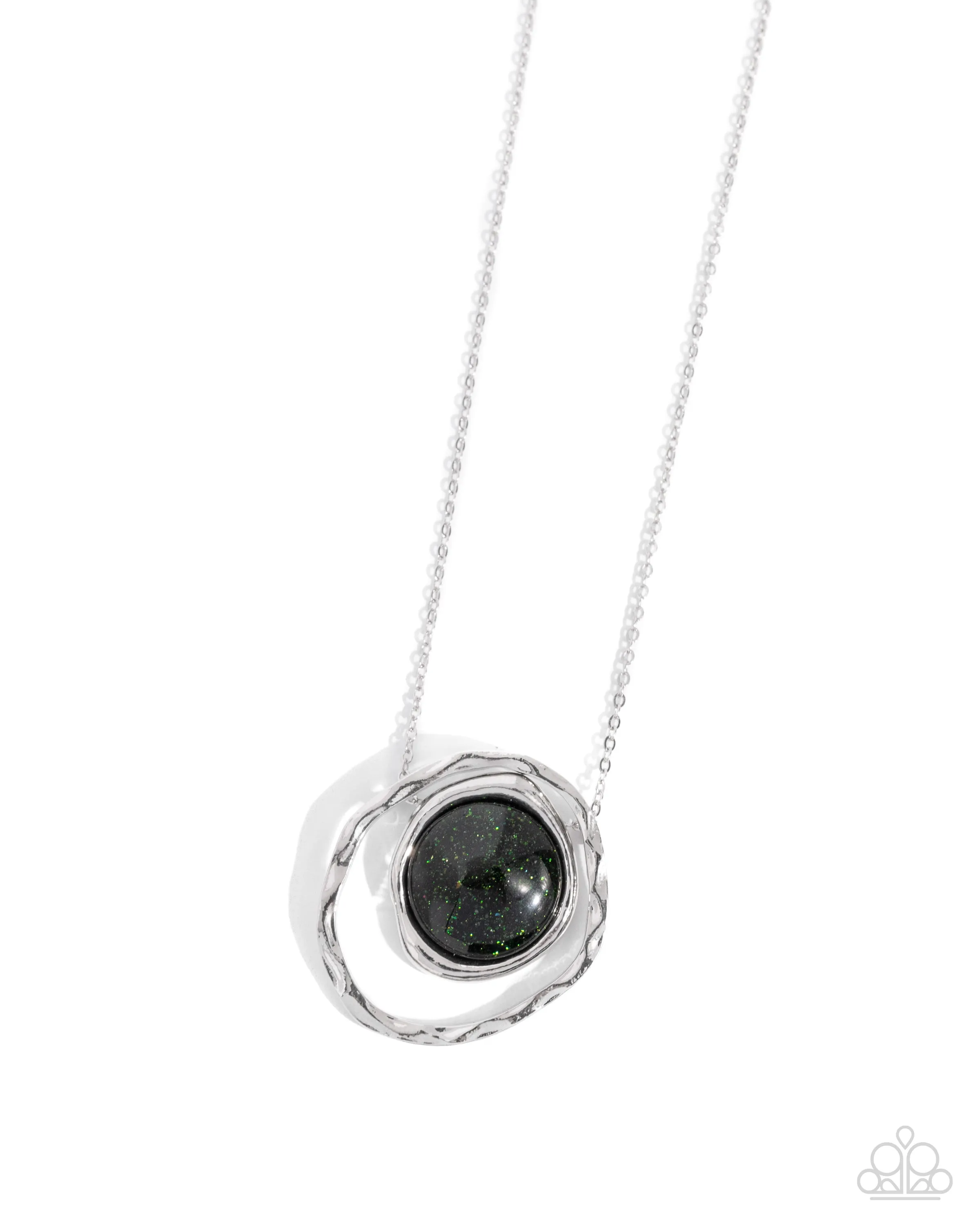 Gentle Glitter - Green - Hammered Warped Hoop Paparazzi Short Necklace