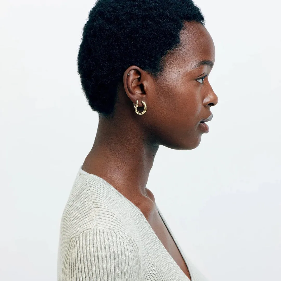 Hinge Hoops in Gold
