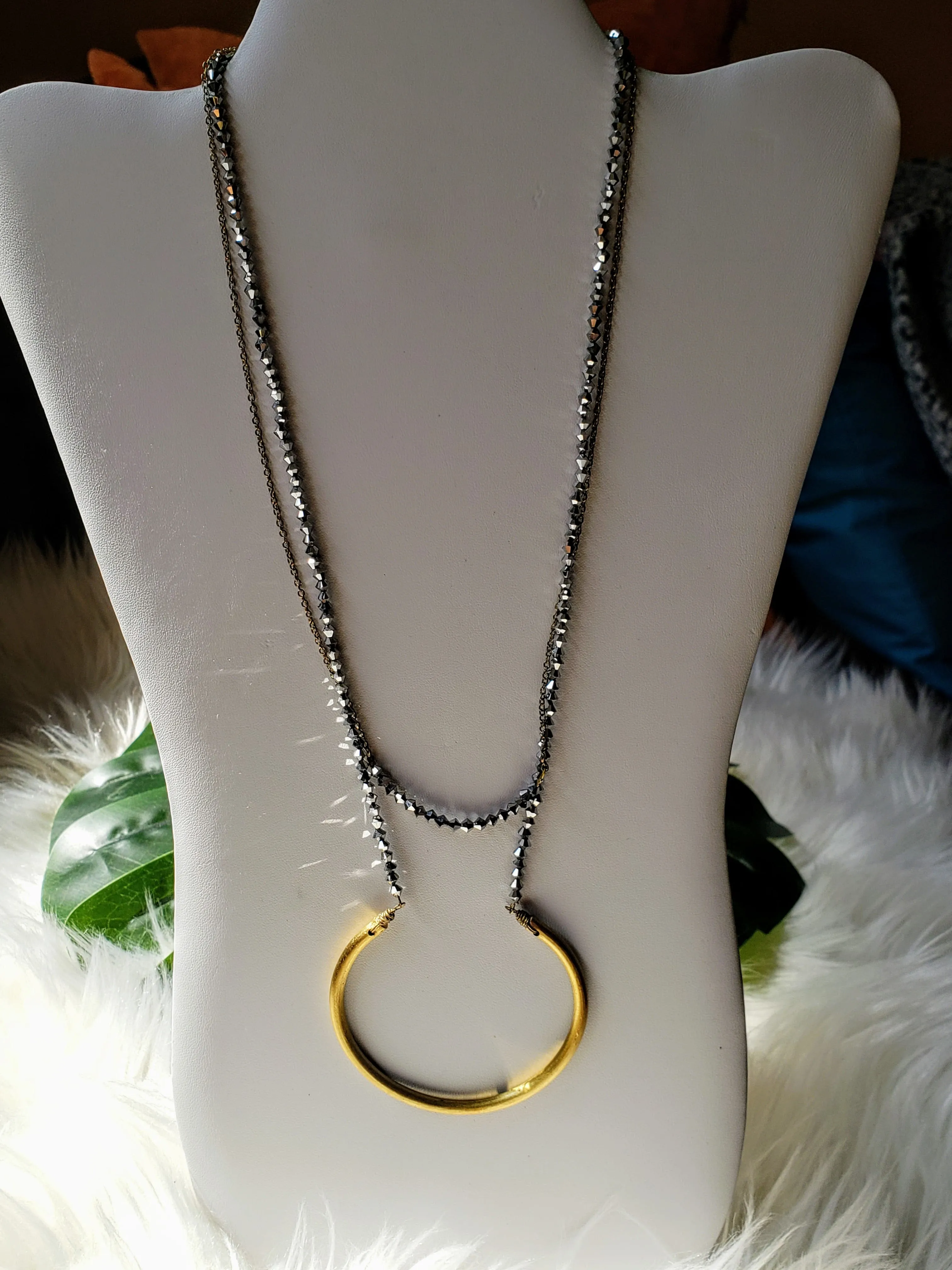 Hoboken Horseshoe Necklace