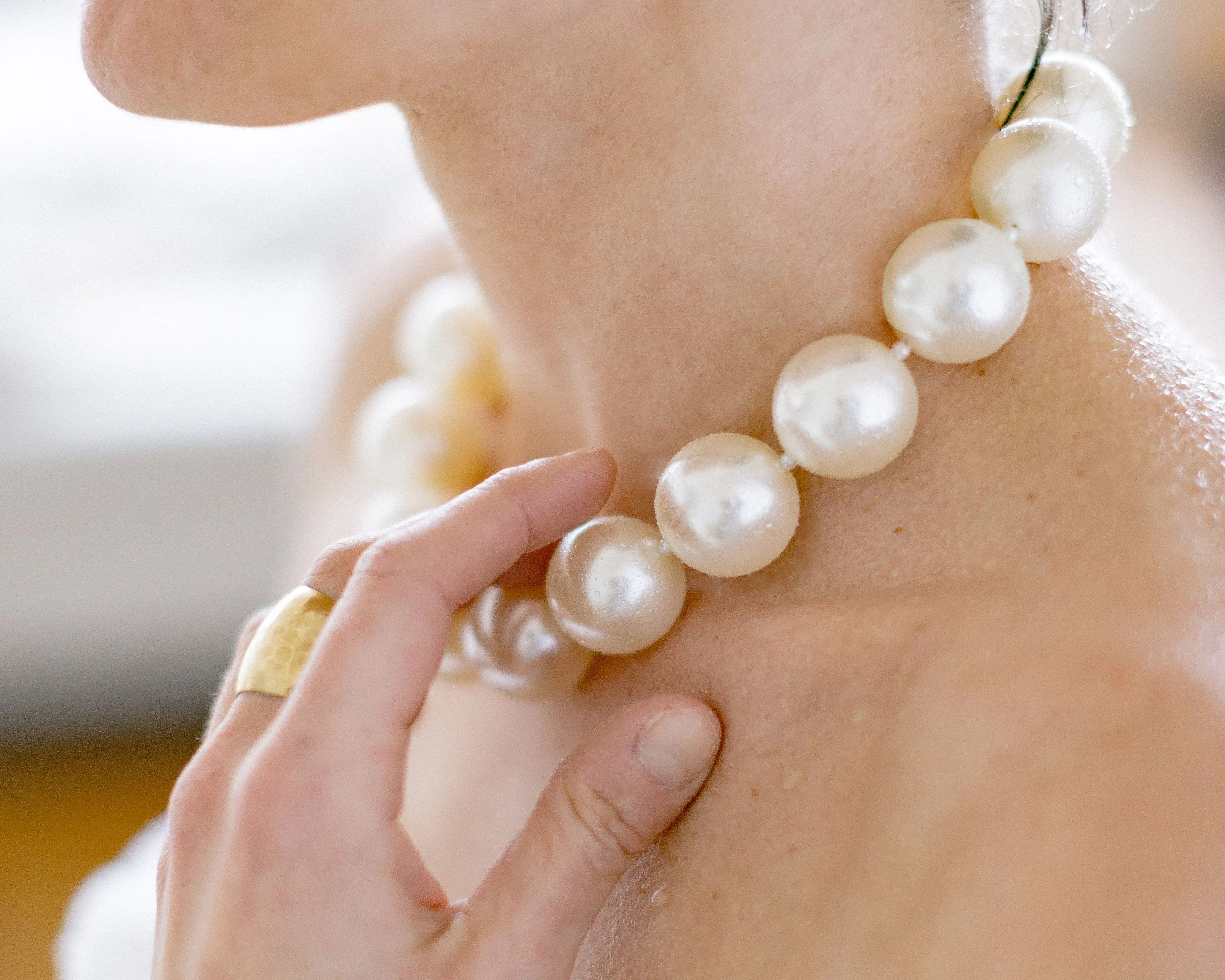 Ivory Pearl Cooling Necklace