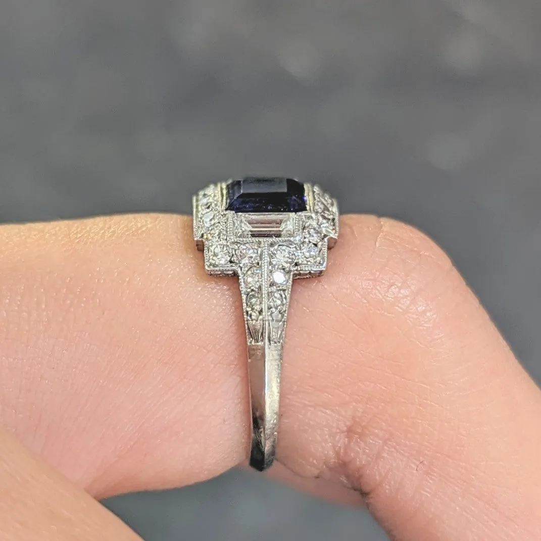 J.E. Caldwell & Co. 1949 2.76 CTW No Heat Sapphire Diamond Platinum Vintage Band Ring GIA