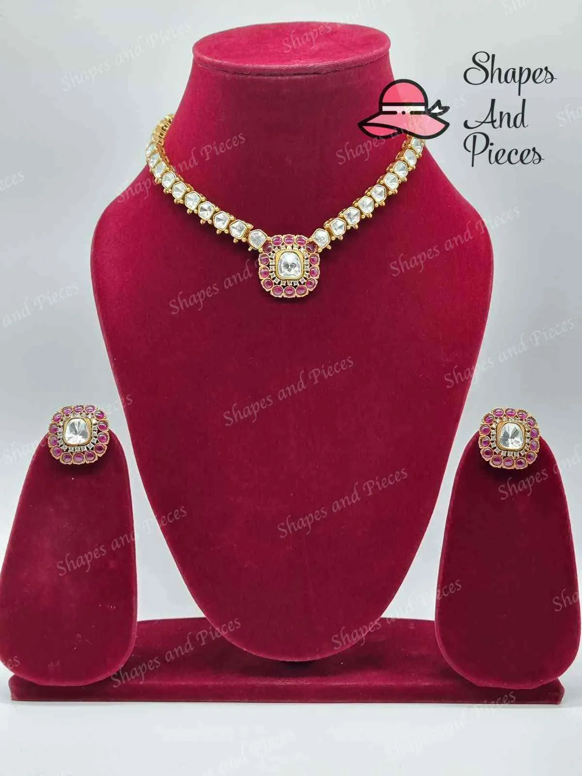Leesa Necklace Set