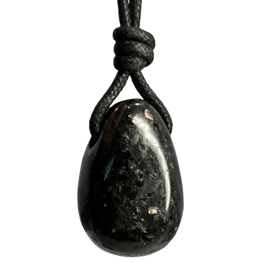 Luck Strings Nuummite Pendant - Mystical Empowerment