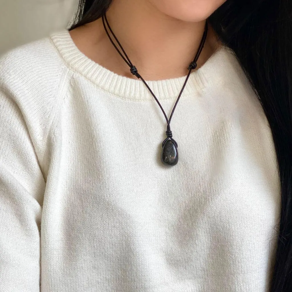 Luck Strings Nuummite Pendant - Mystical Empowerment