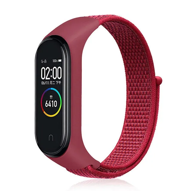 M4 Smart Fitness Watch with *** 1 x FREE DESIGNER STRAP ***