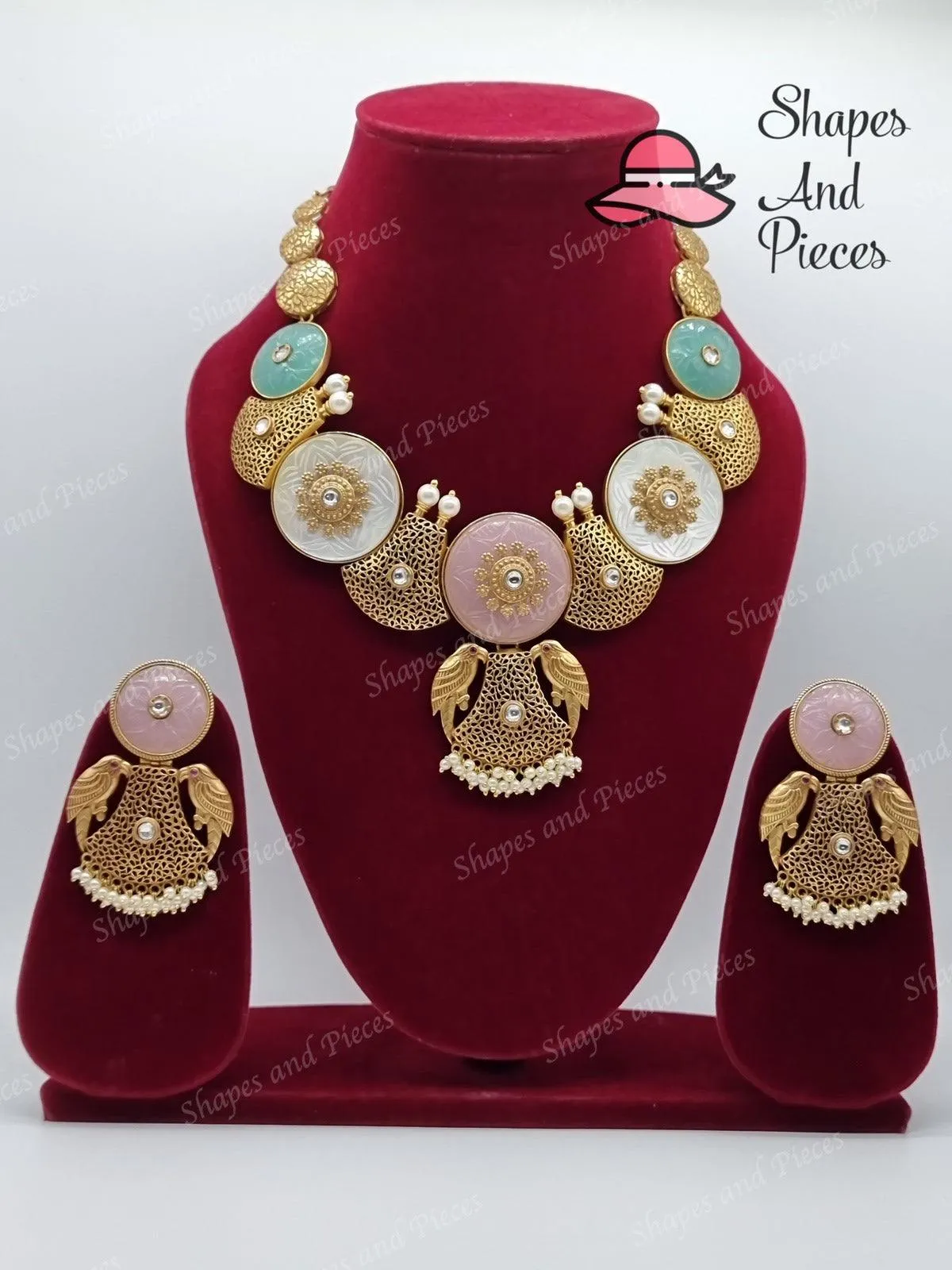 Maina Necklace Set