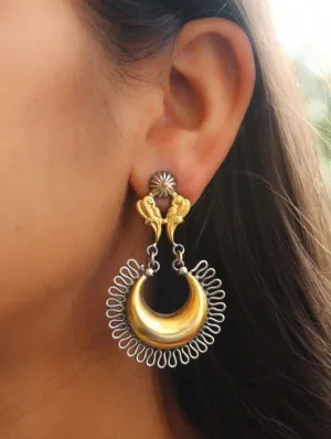 Mizoya Mini Parrot Spiked Earrings
