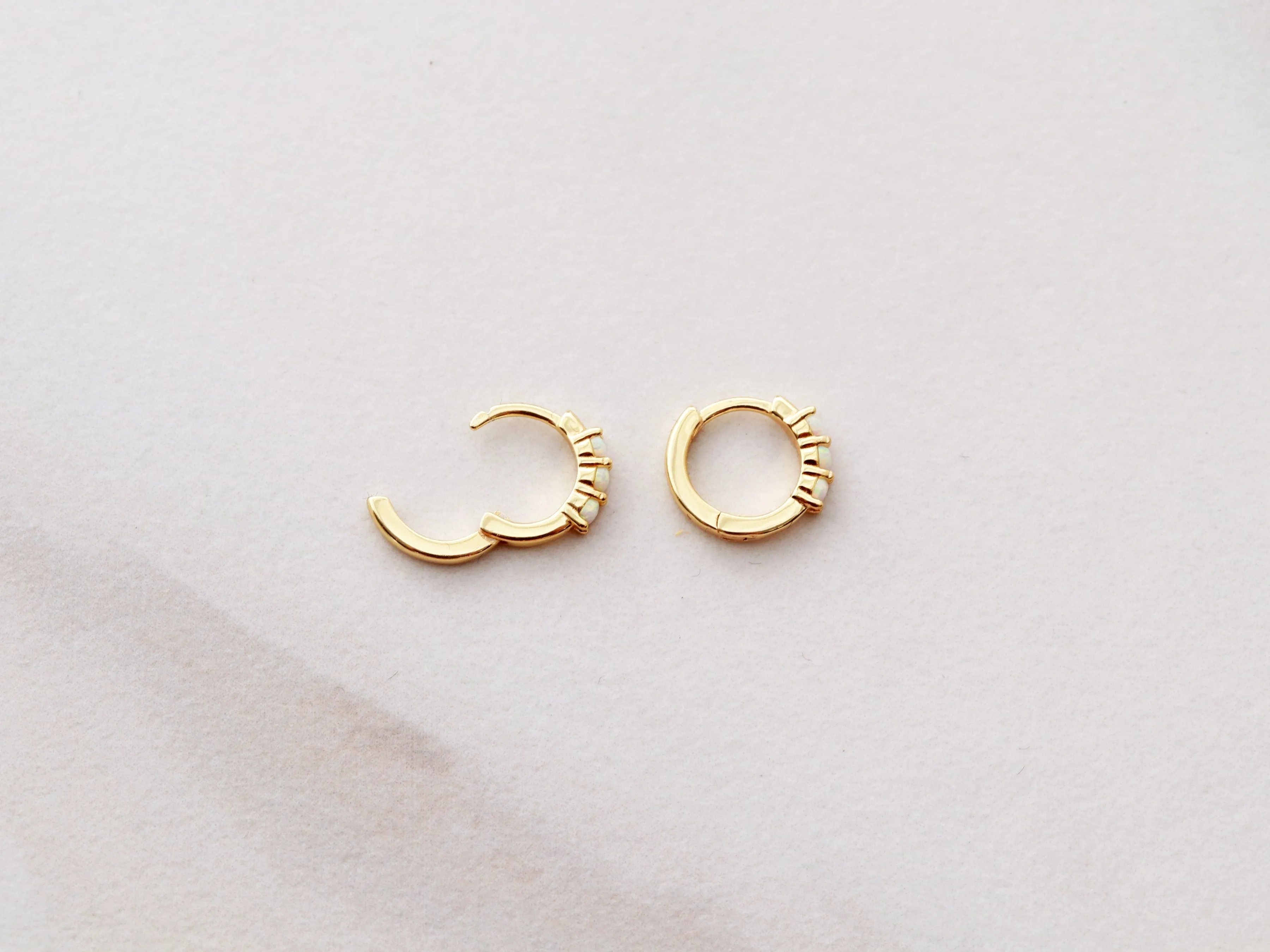 Opal Huggies | 12mm