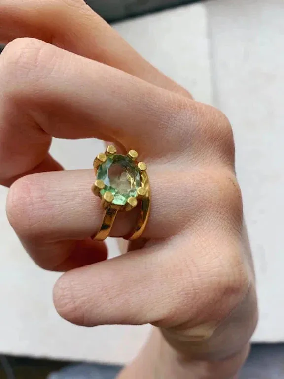 Oval Claw Ring in various colours