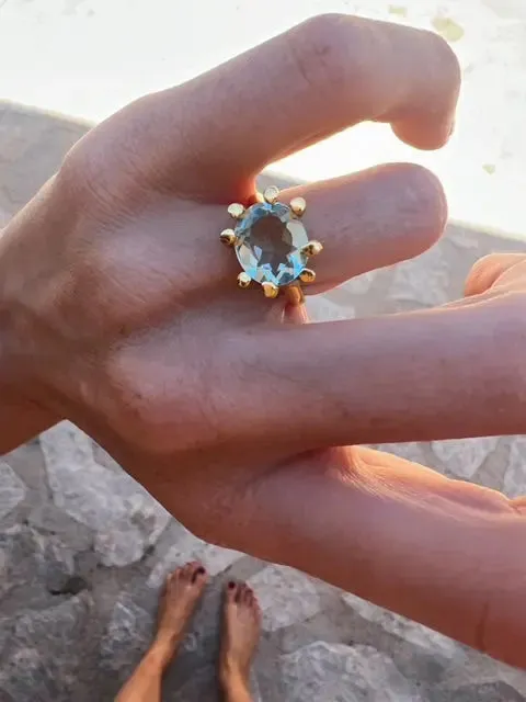Oval Claw Ring in various colours