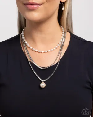 Paparazzi - Flourishing Finale - Multi Necklace