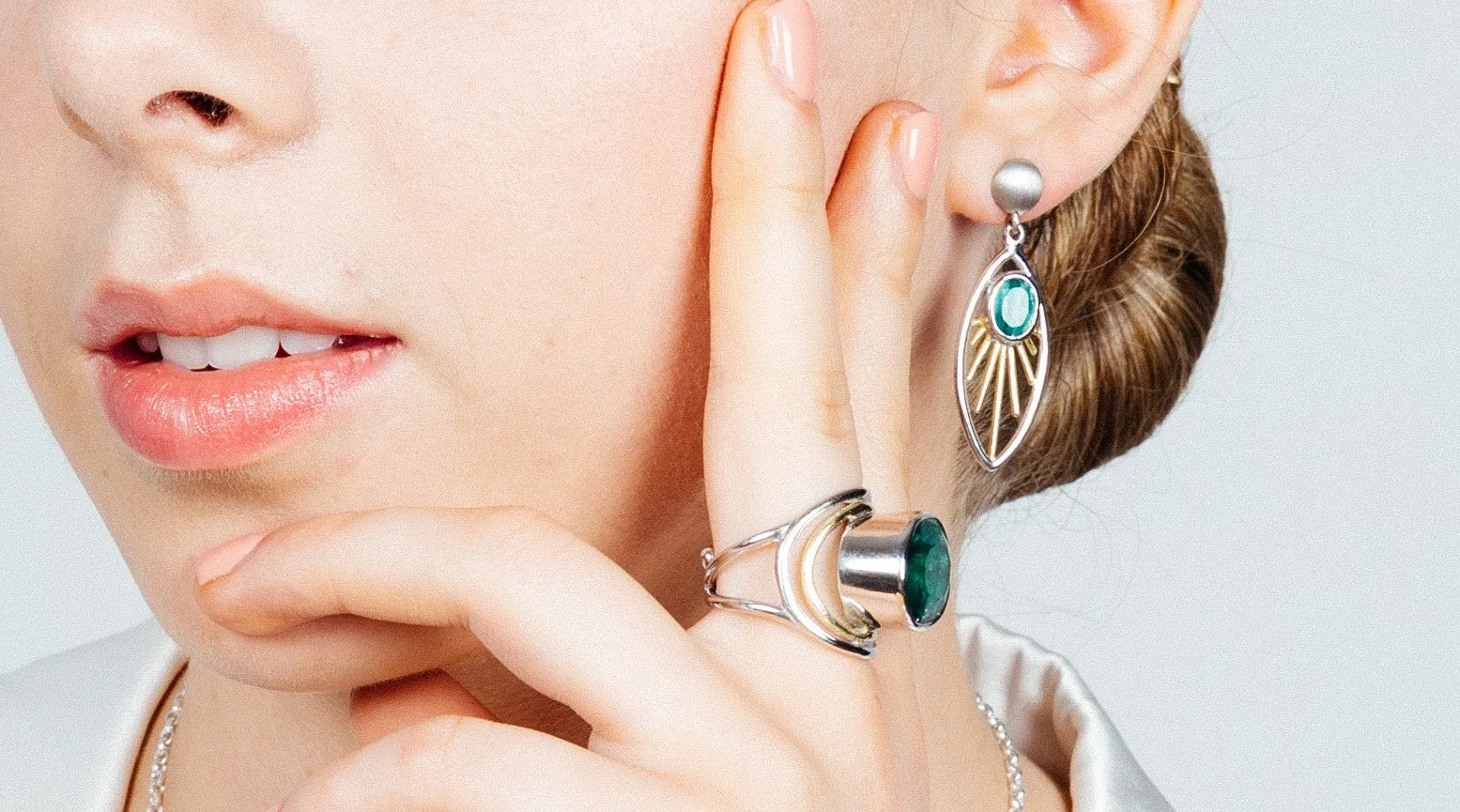 Party Ring in various gemstones