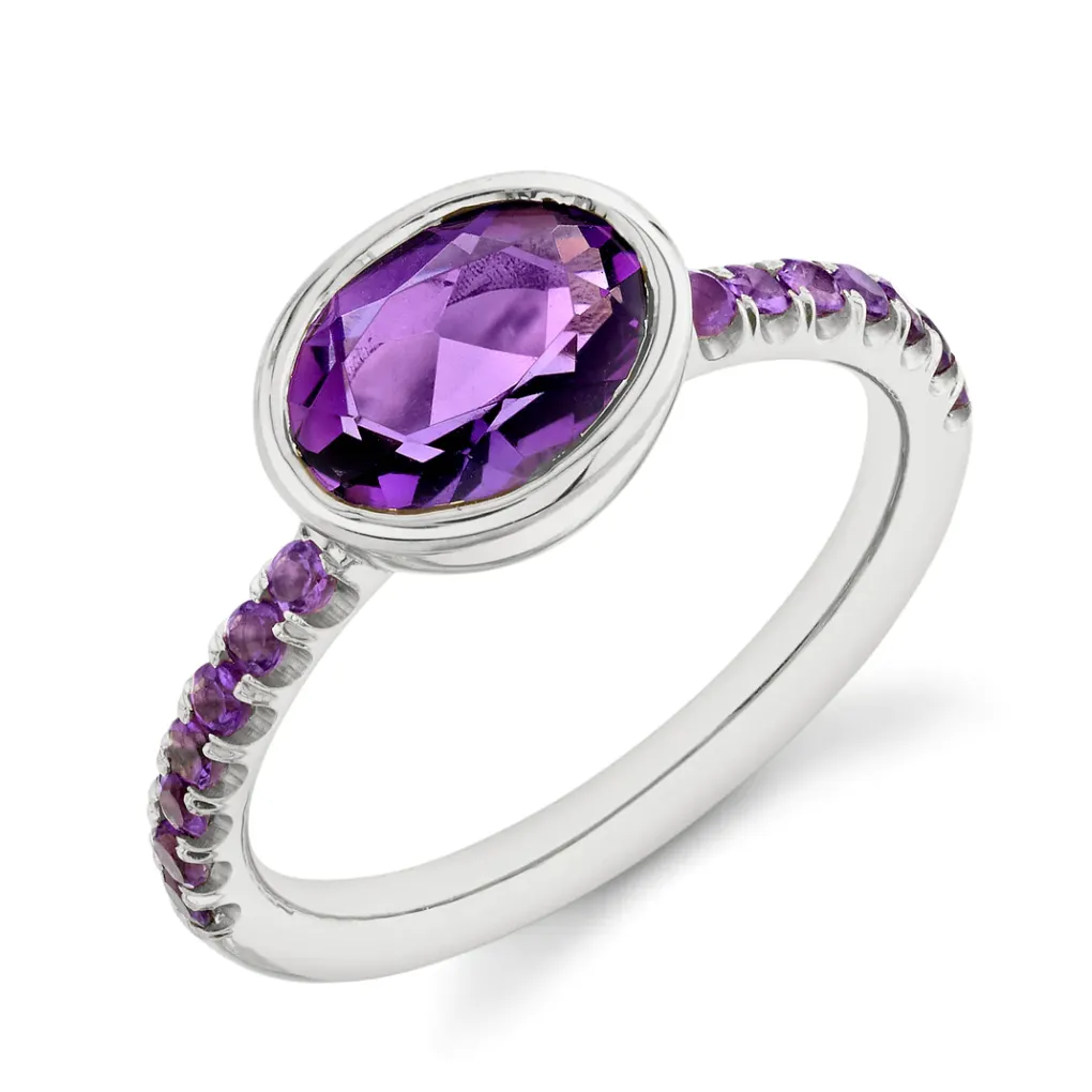 Pavé Shirley Bezel Set Oval Cut Ring
