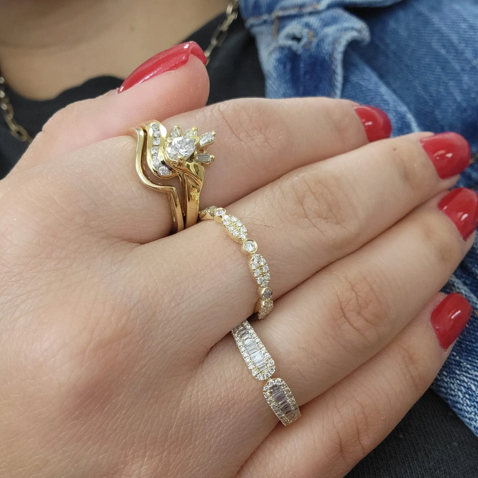 Pear Shape Peacock  Diamond Engagement Ring Set