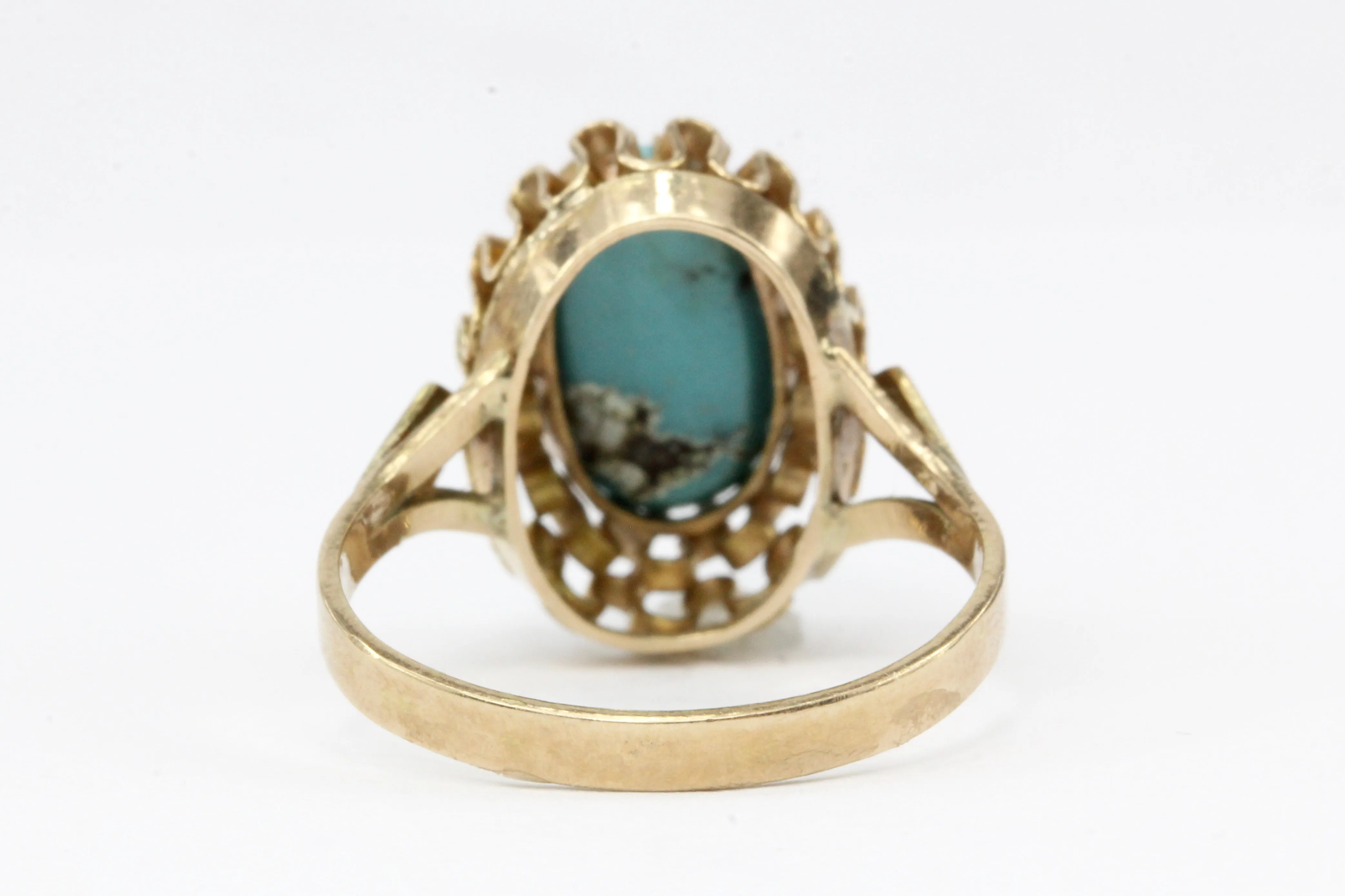 Retro 14K Gold 2 CT Persian Turquoise Ring