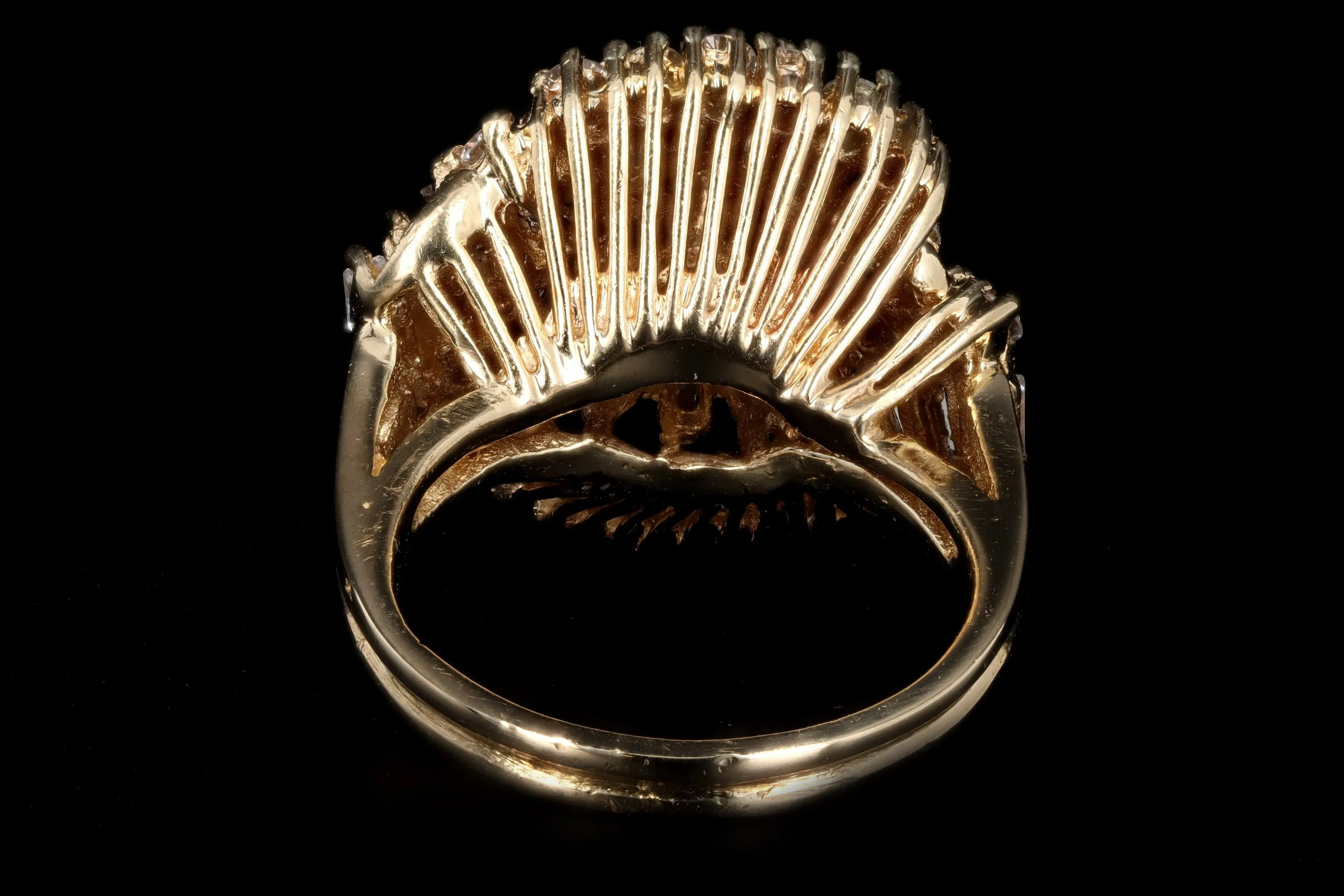 Retro 14K Yellow Gold 2.50 Carat Total Weight Diamond Swirl Ring