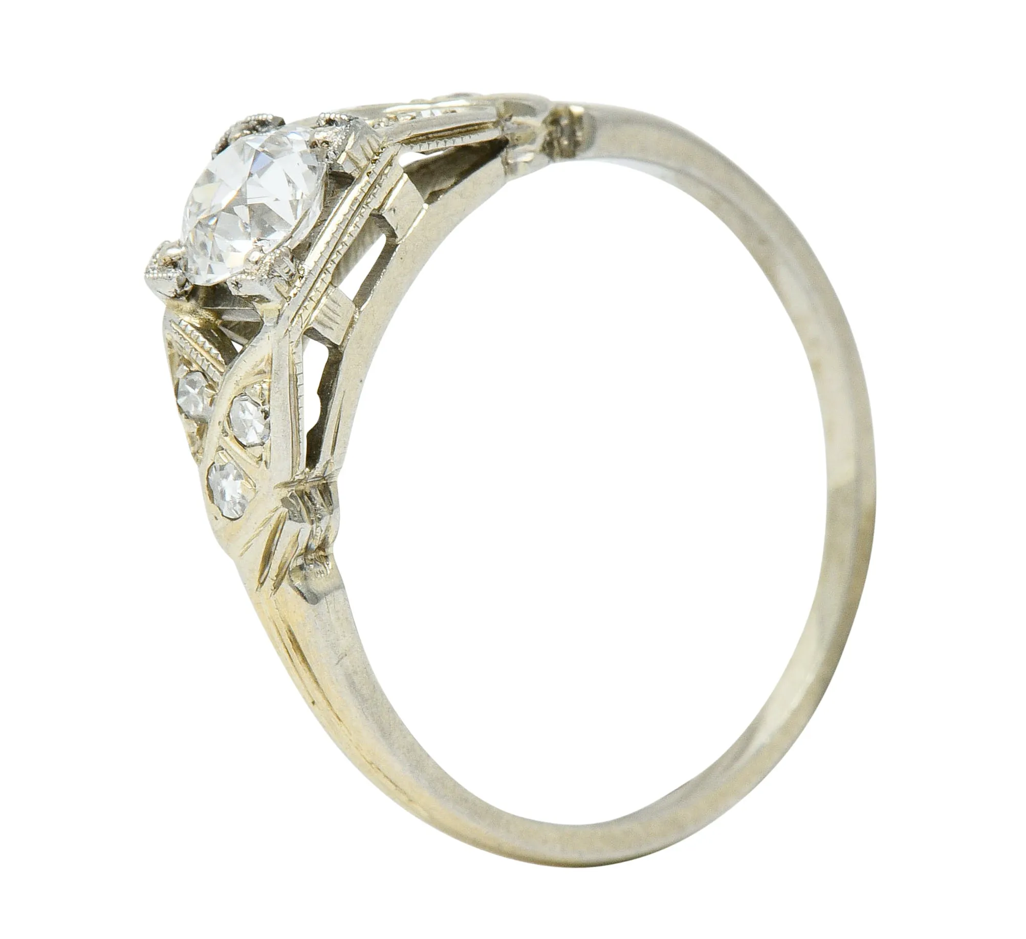 Retro Diamond 18 Karat White Gold Engagement Ring