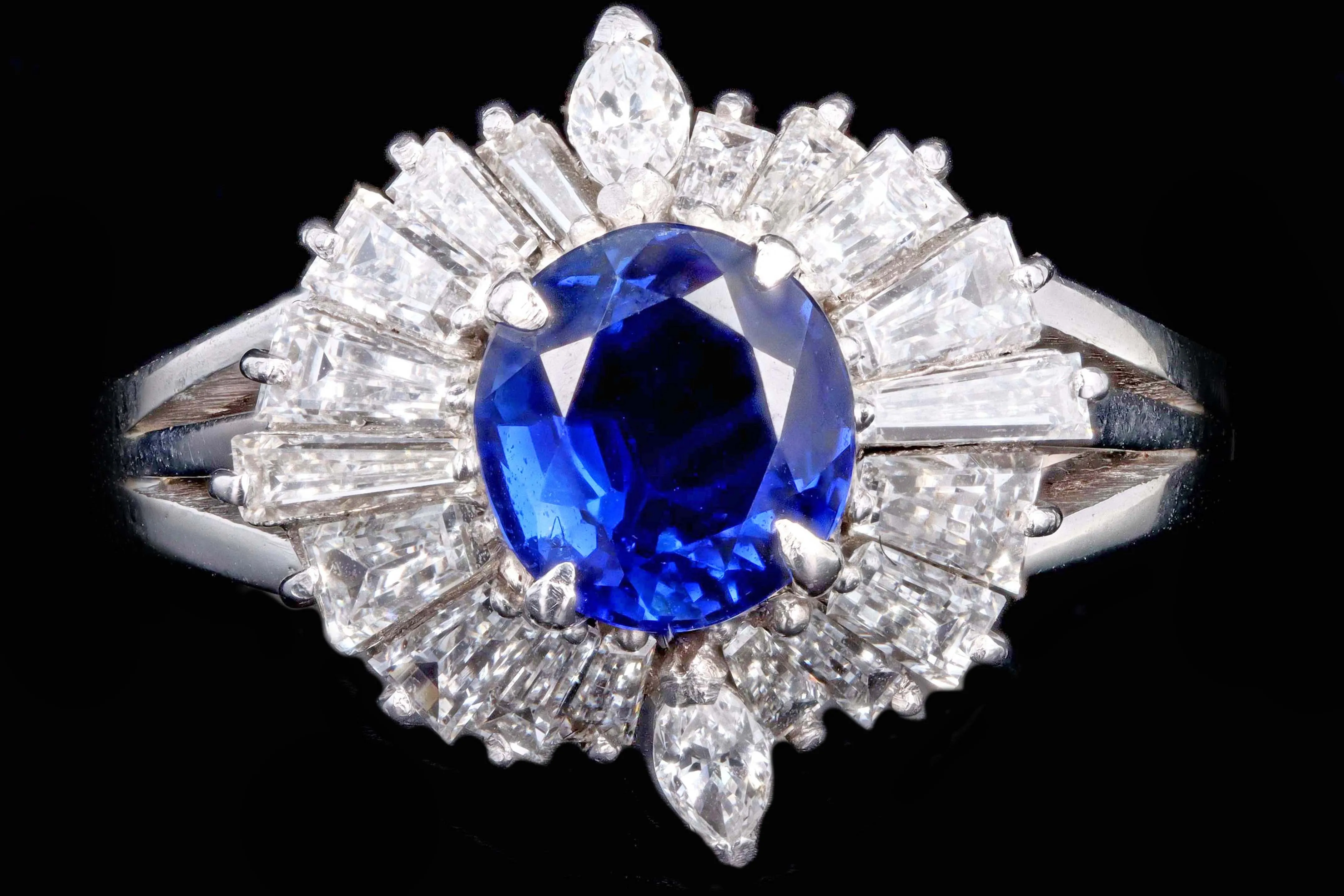 Retro Platinum 1.05 Carat Natural Sapphire & Diamond Ring
