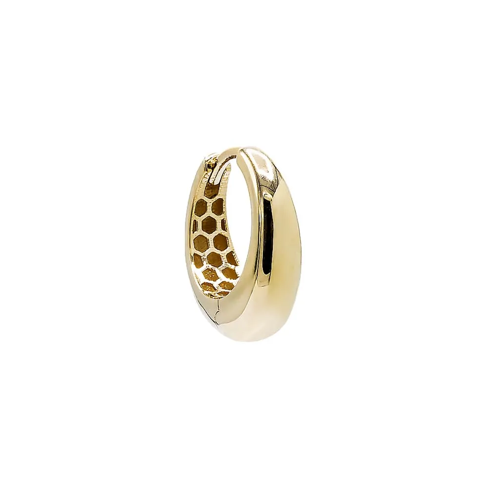 Solid Graduated Huggie Earring 14K