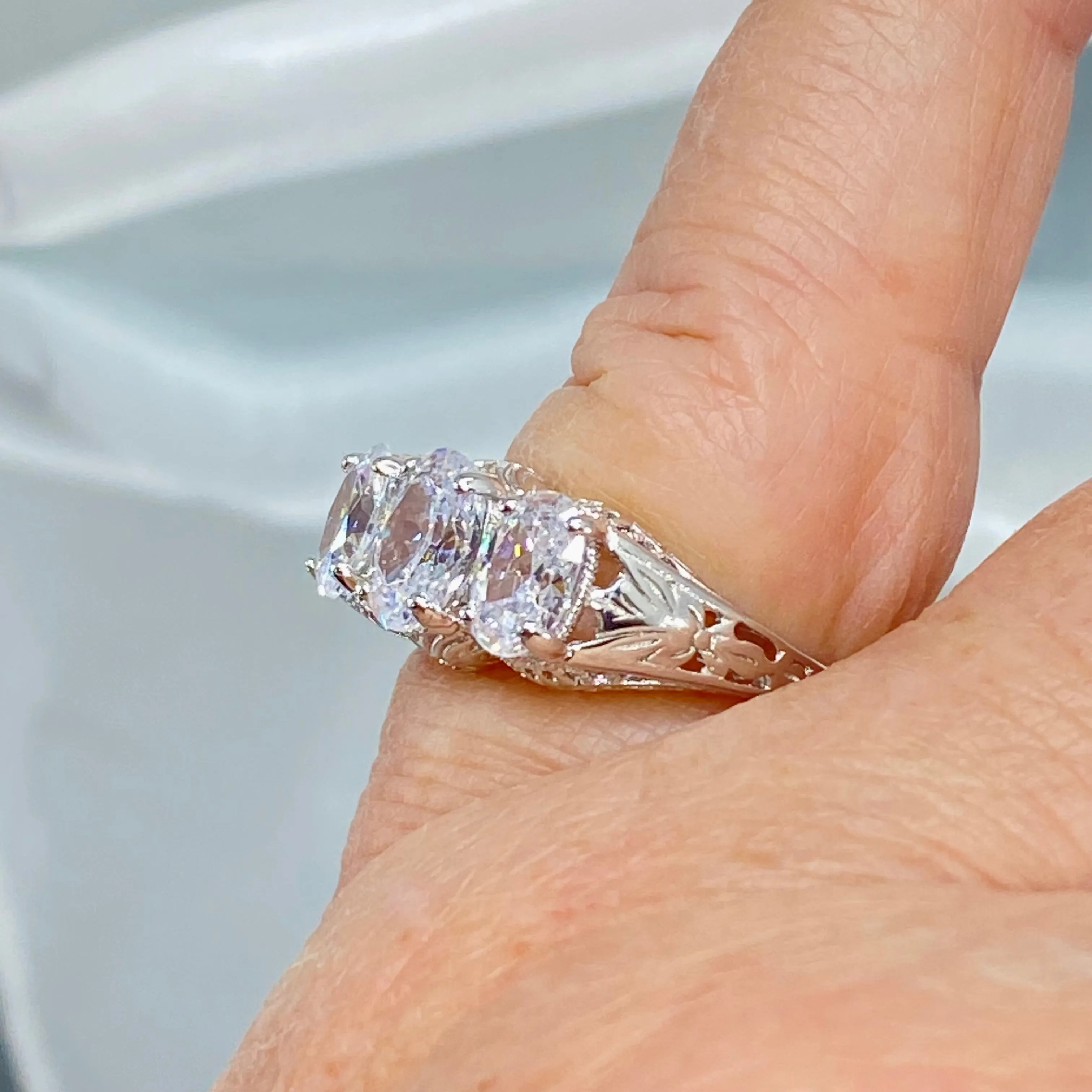 Sparkling Trinity Ring, Natural White Topaz or CZ, 3 Gem Retro Jewelry #D41