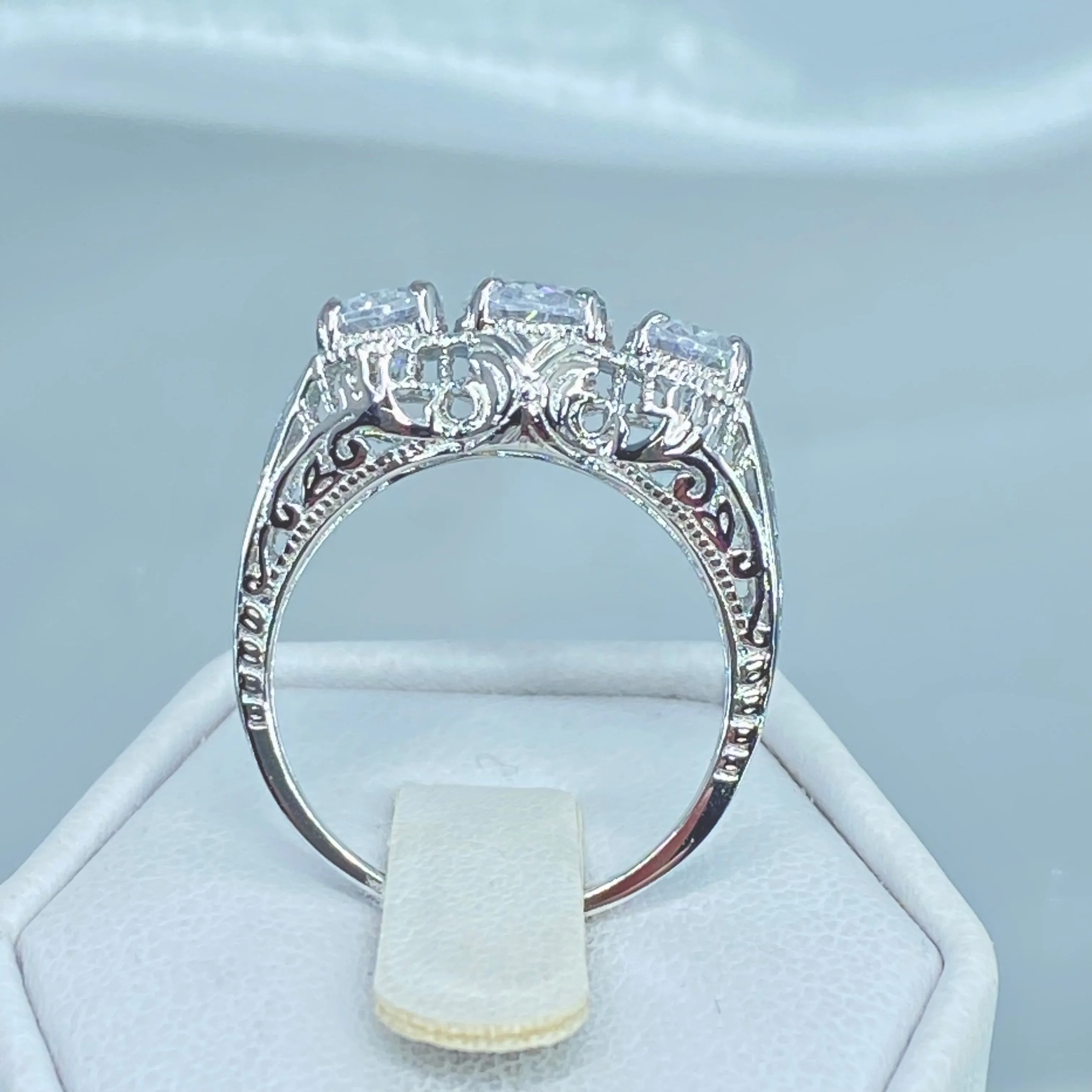 Sparkling Trinity Ring, Natural White Topaz or CZ, 3 Gem Retro Jewelry #D41