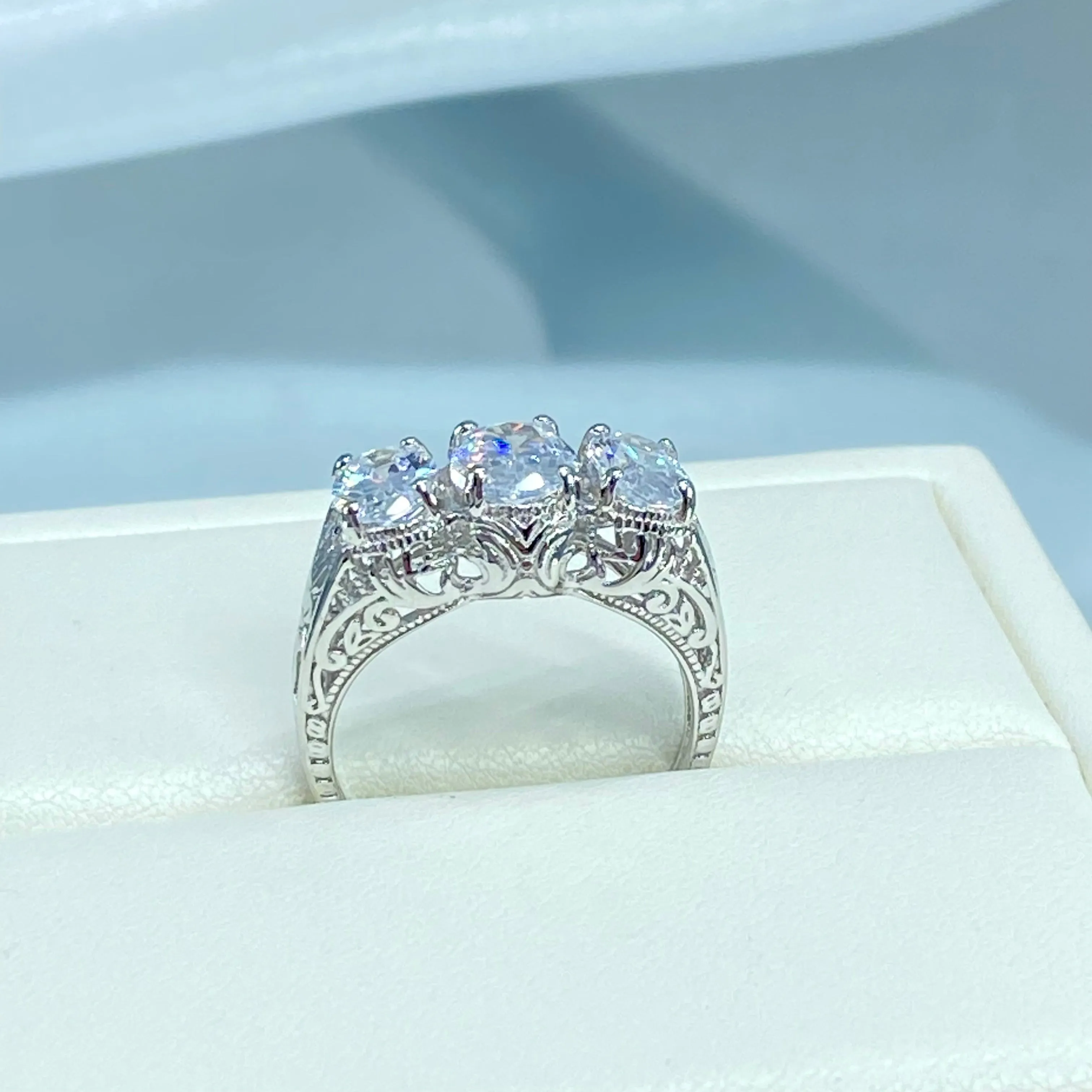 Sparkling Trinity Ring, Natural White Topaz or CZ, 3 Gem Retro Jewelry #D41