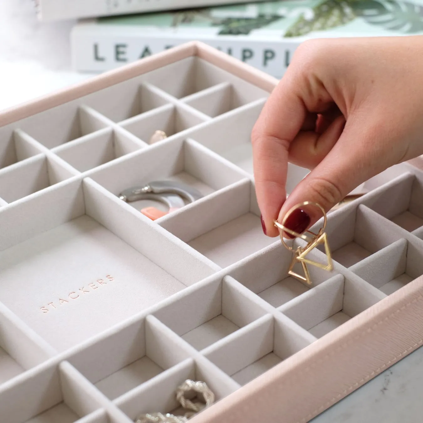 Supersize 41-Section Trinket Layer - Blush