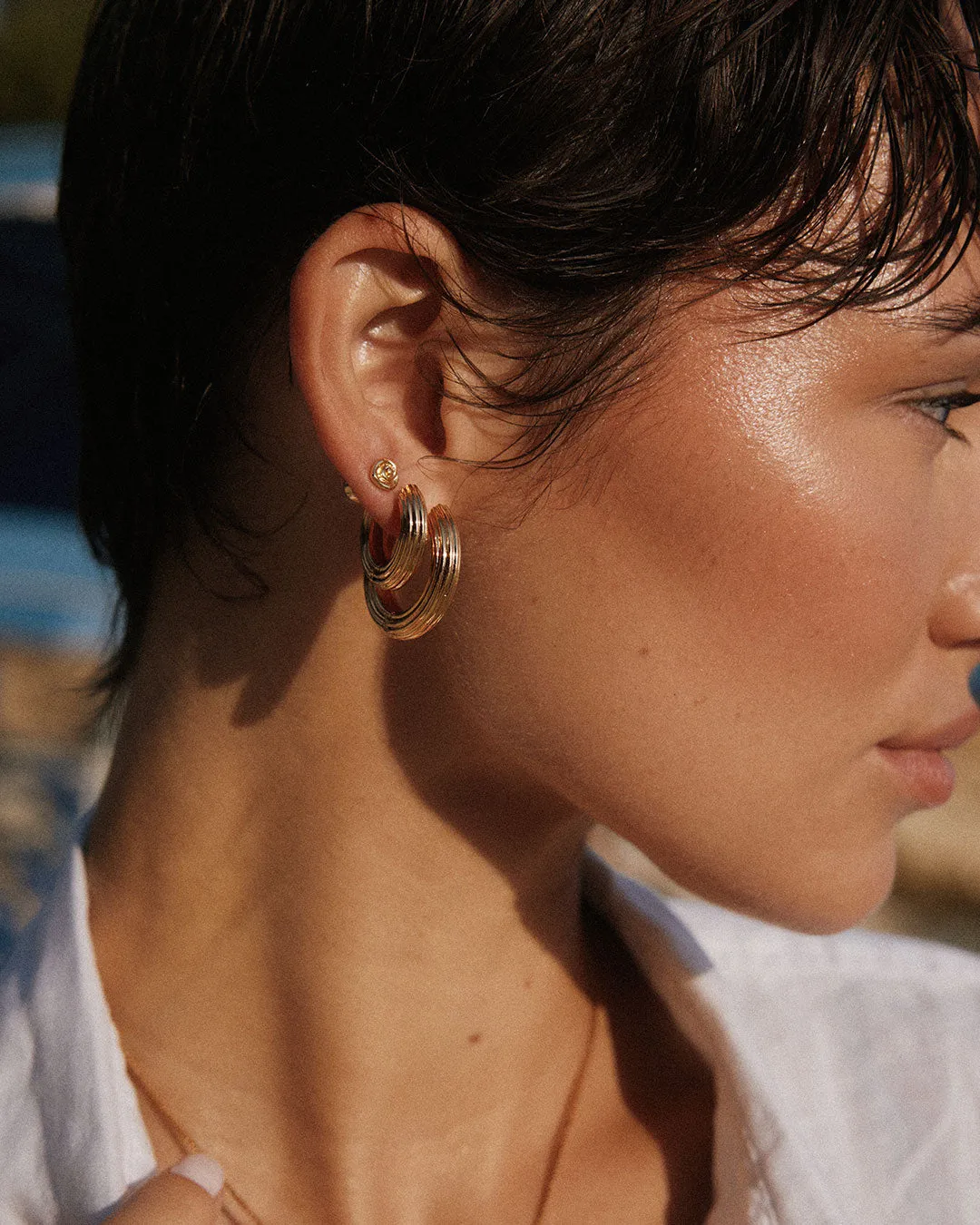 The Ridged Amalfi Hinge Hoops