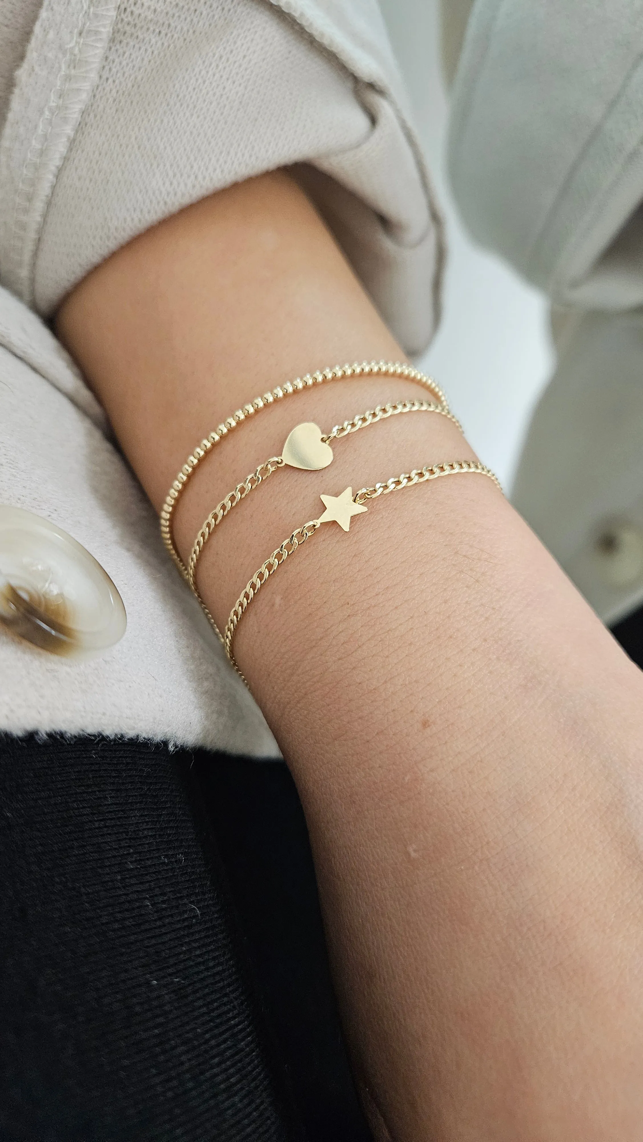 Thin Curb Link Single Star Bracelet