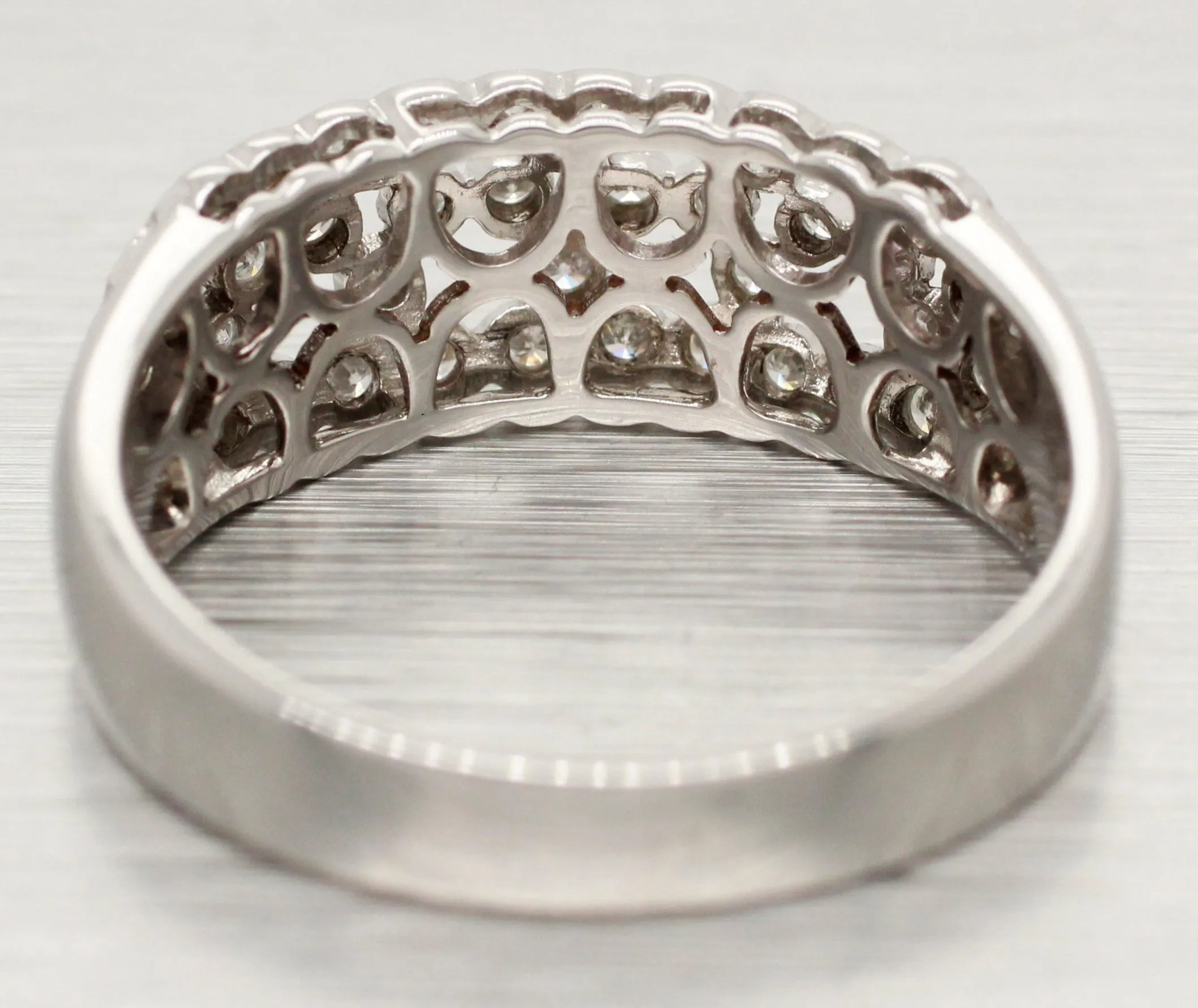 Vintage 0.50ctw Studded Diamond Band Ring - 14k White Gold - Size 9