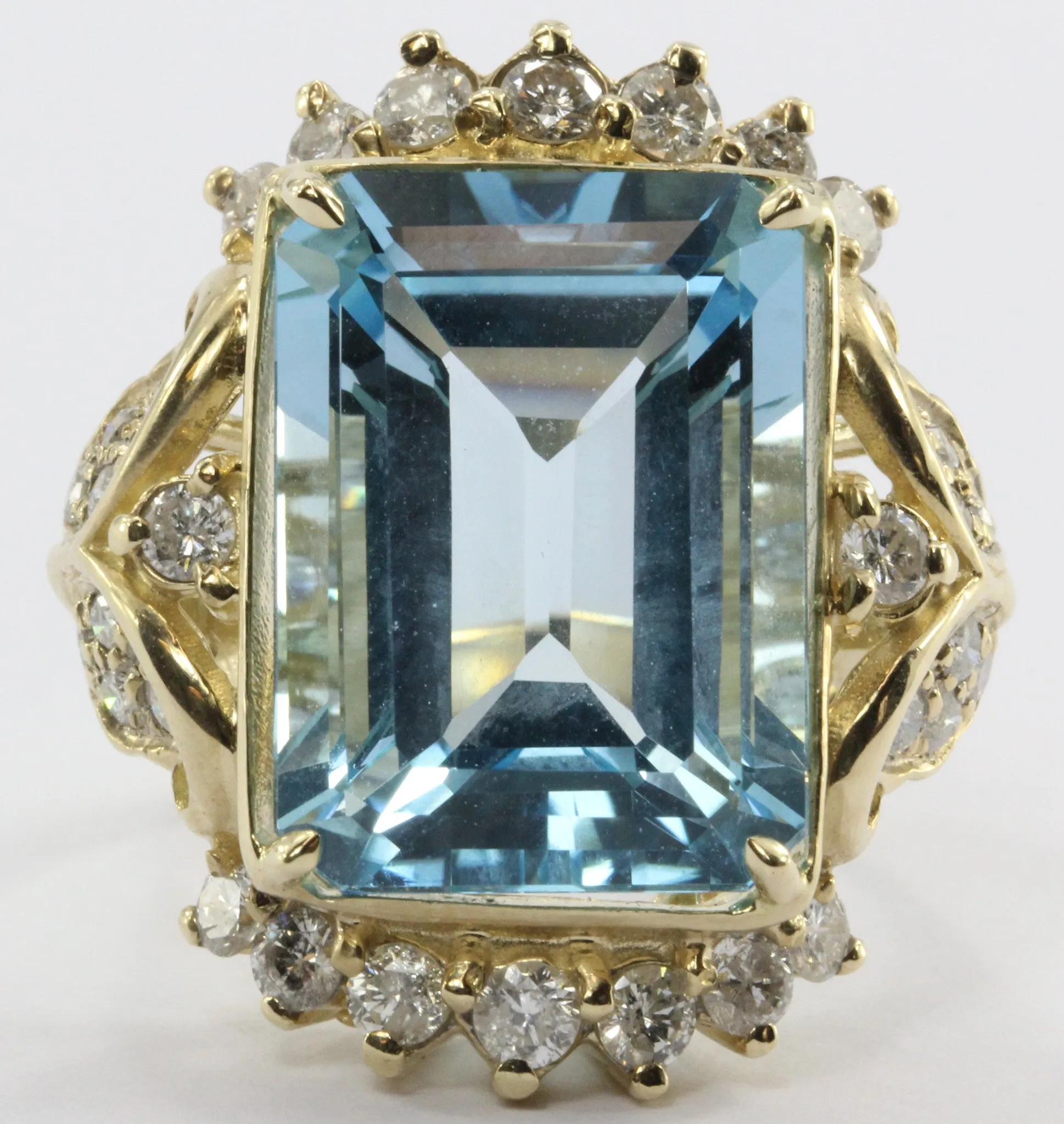 Vintage 14K Gold Swiss Blue Topaz & Diamond Large Chunky Cocktail Ring