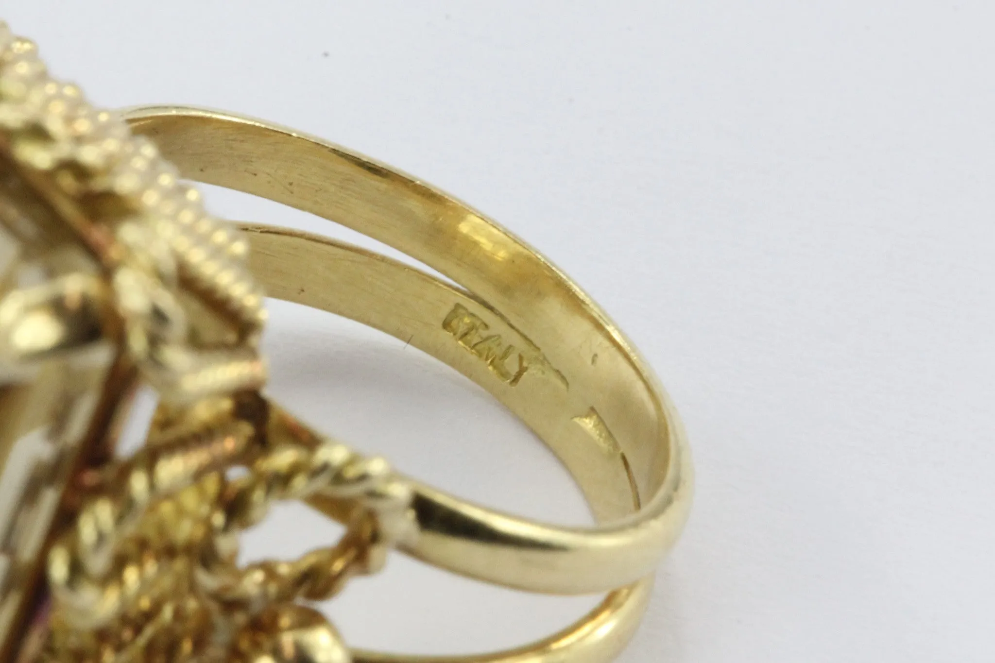 Vintage 18K Gold Large Chunky 27 Carat Statement Ring