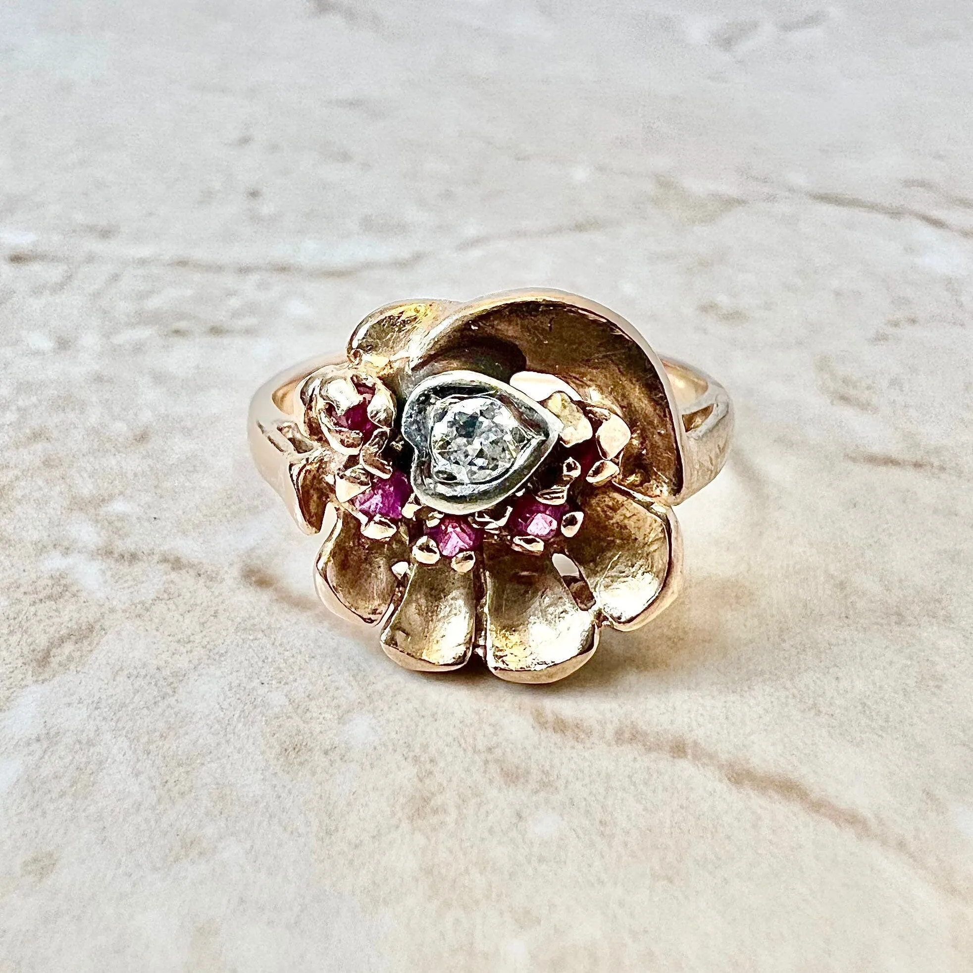 Vintage 1940’s Retro 14 Karat Rose Gold Diamond & Ruby Heart Seashell Ring