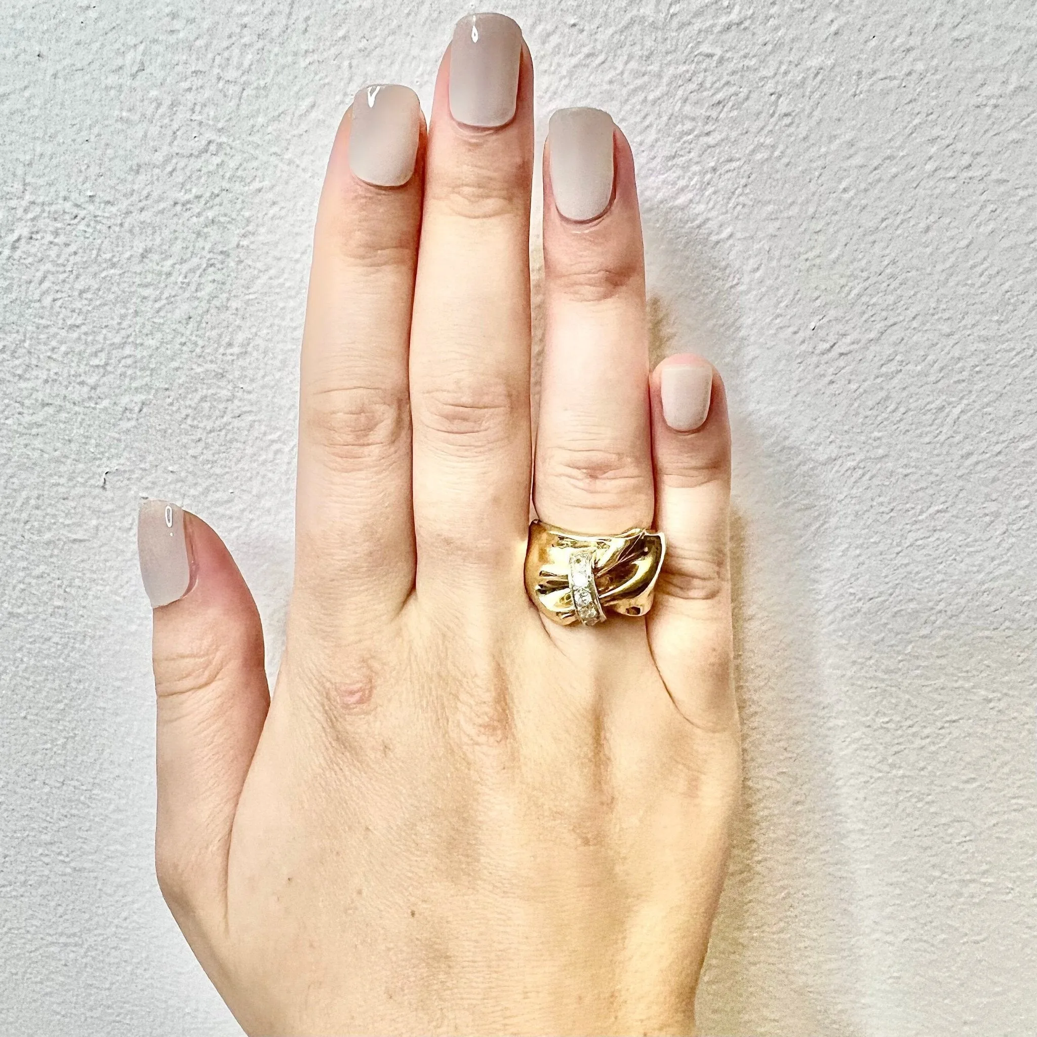 Vintage 1940’s Retro Era 14 Karat Yellow Gold 0.30 Carat Diamond Ring
