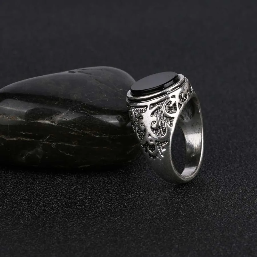 Vintage Men Jewelry Black Enamel Ring For Men Silver Plated Circular Surface Classic Pattern Fashion Rings