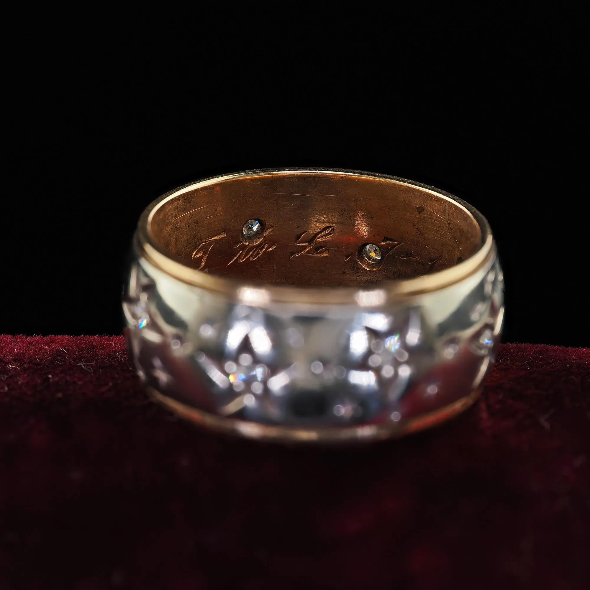 Vintage Retro Art Carved 14K Two Tone Diamond Star Set Wide Wedding Band Size 7
